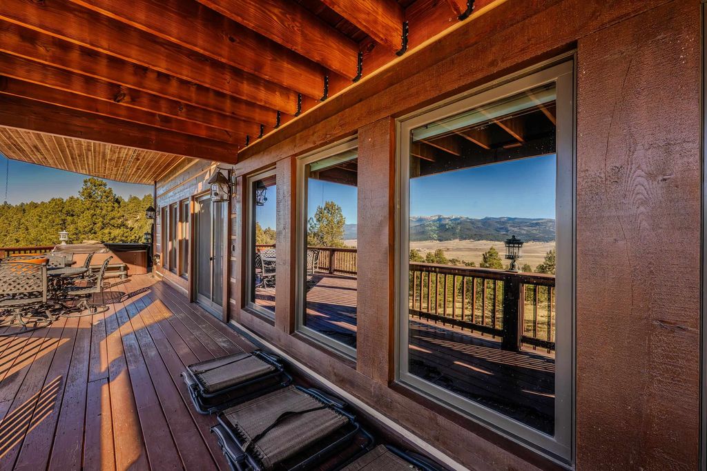 Photo of 181 Saladon Rd, Angel Fire, NM 87710 (MLS # 114452)