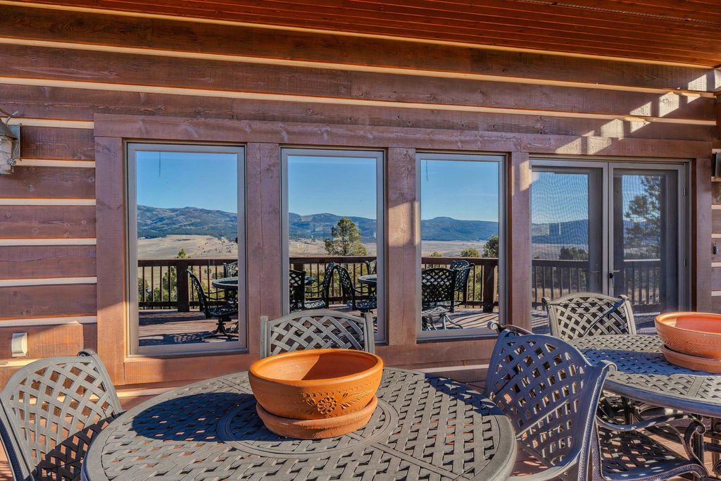 Photo of 181 Saladon Rd, Angel Fire, NM 87710 (MLS # 114452)