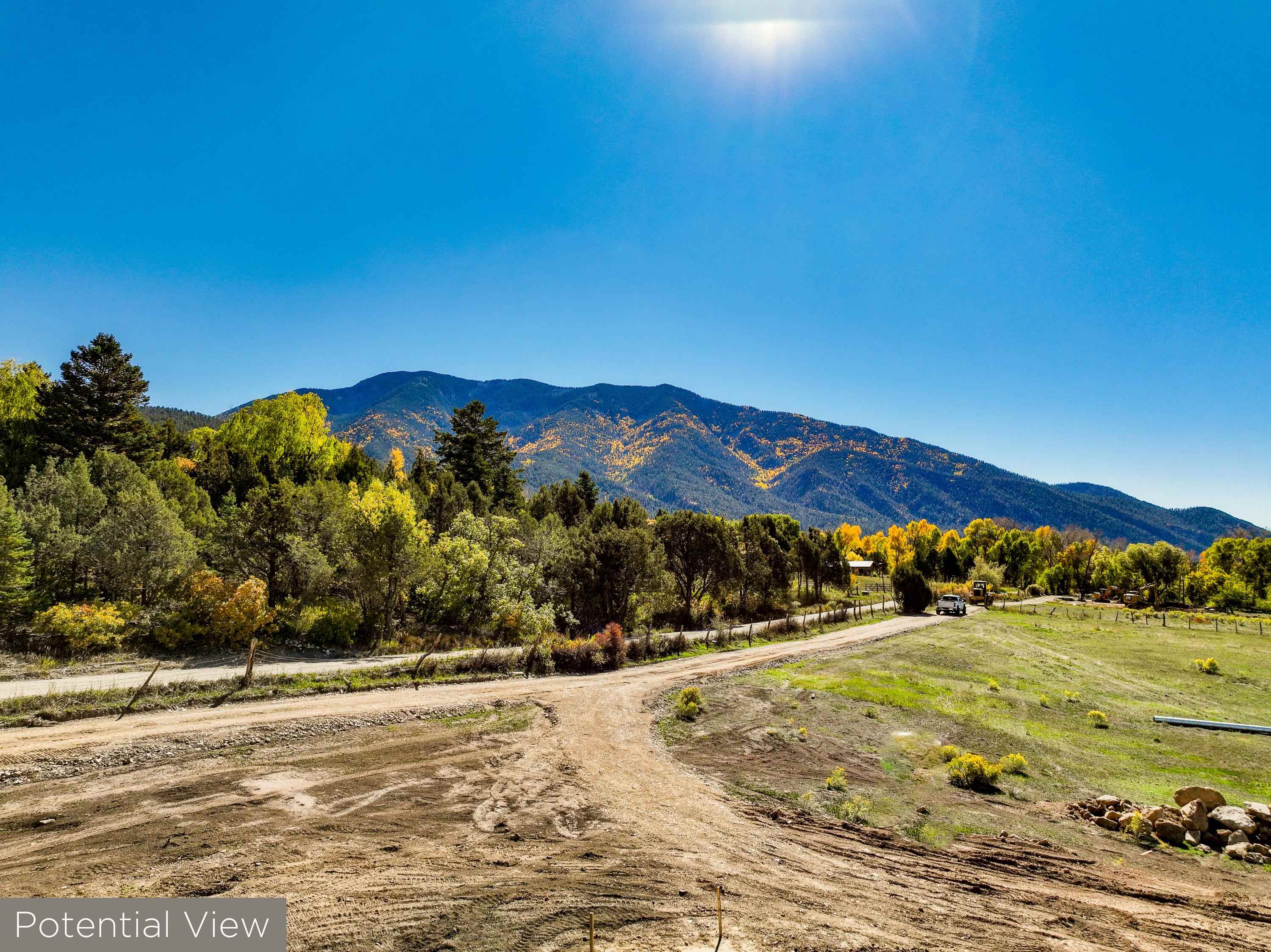 Arroyo Seco, New Mexico 87514, United States, 4 Bedrooms Bedrooms, ,4 BathroomsBathrooms,Residential,Active,224198