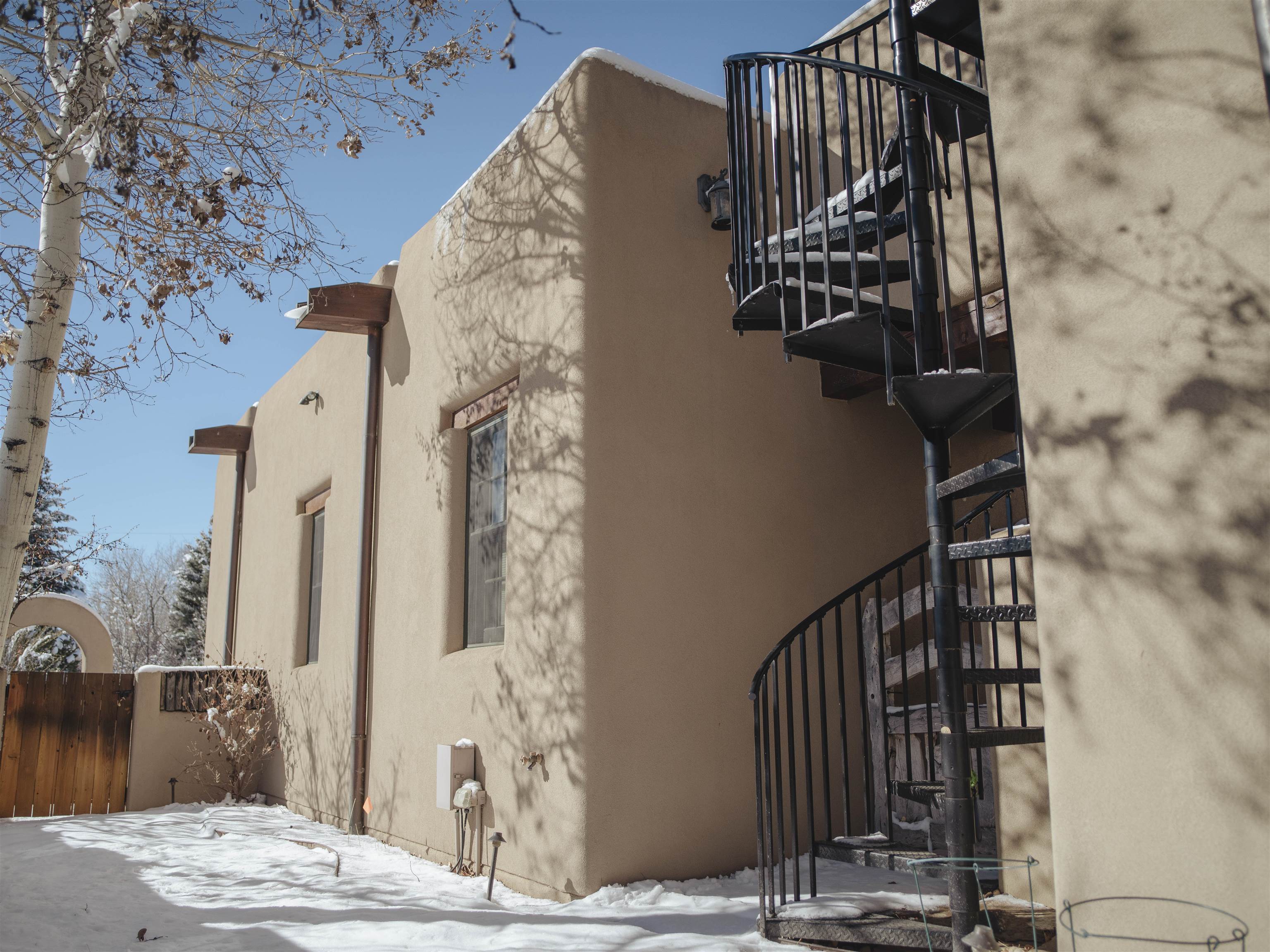 305 Devargas Lane, Taos, New Mexico image 36