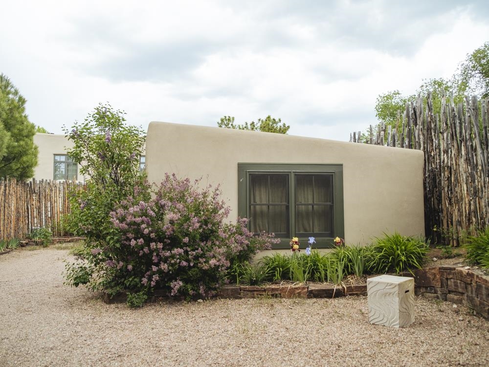 305 Devargas Lane, Taos, New Mexico image 46