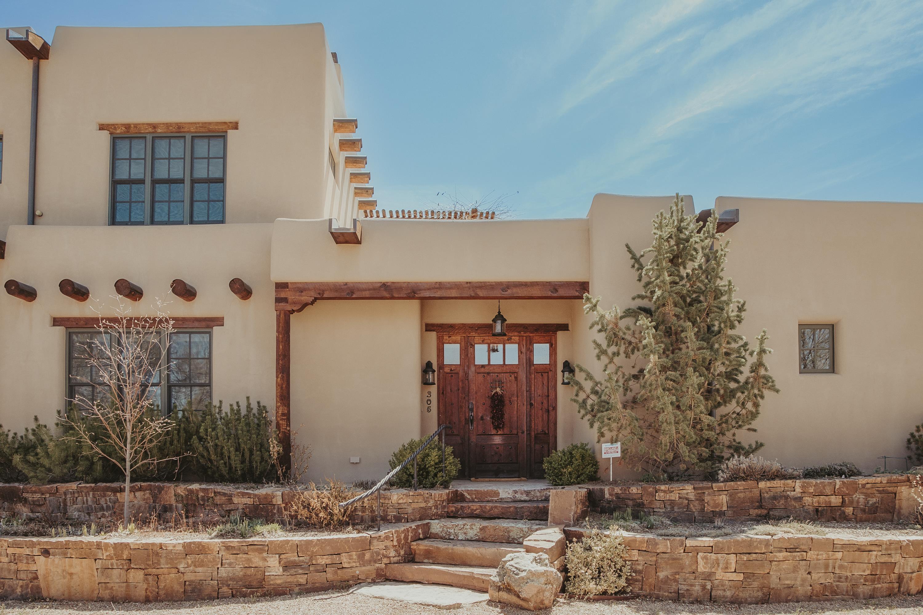 305 Devargas Lane, Taos, New Mexico image 3