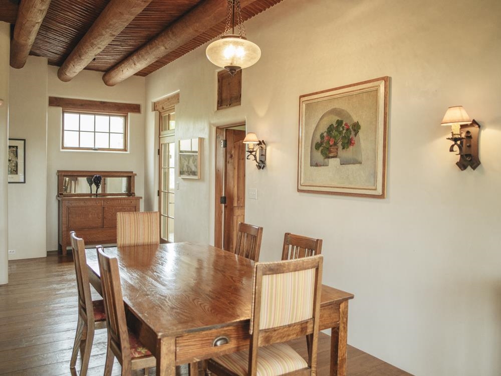305 Devargas Lane, Taos, New Mexico image 33