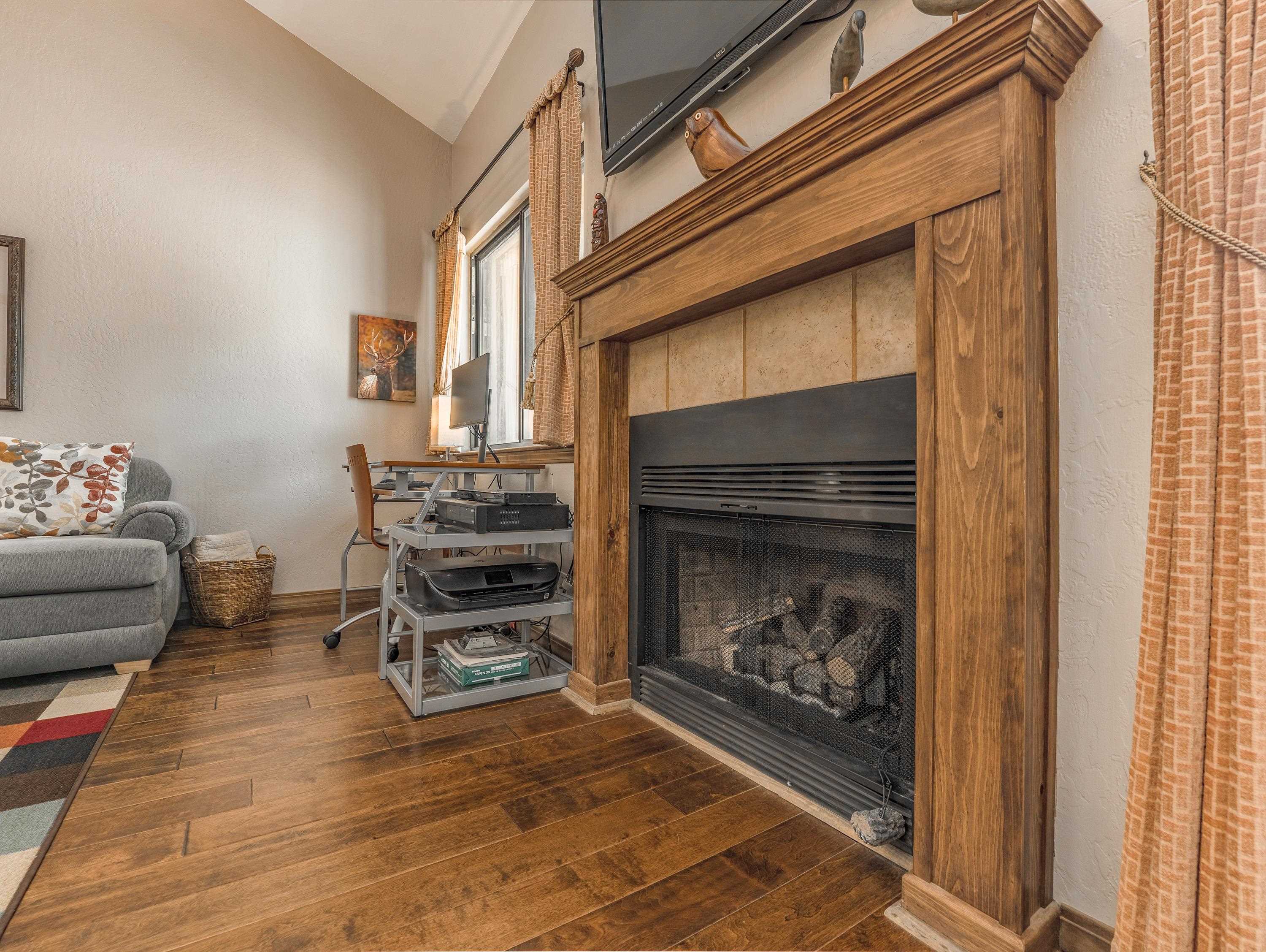 Angel Fire, New Mexico 87710, United States, 2 Bedrooms Bedrooms, ,2 BathroomsBathrooms,Residential,Pending,186479