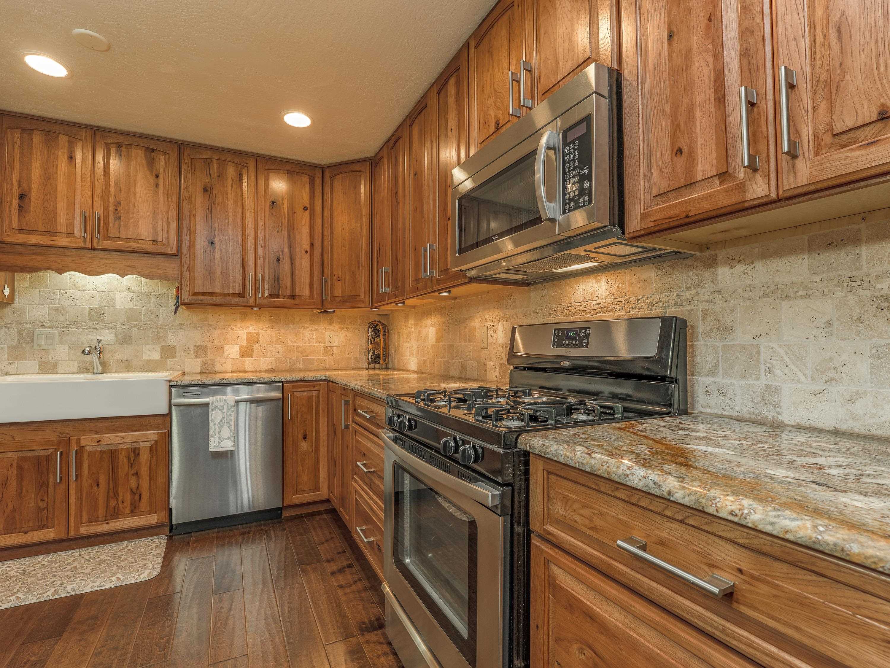 Angel Fire, New Mexico 87710, United States, 2 Bedrooms Bedrooms, ,2 BathroomsBathrooms,Residential,Pending,186479