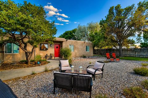 Homes For Sale - 1117 Gusdorf Rd<br/> Taos, NM 87571