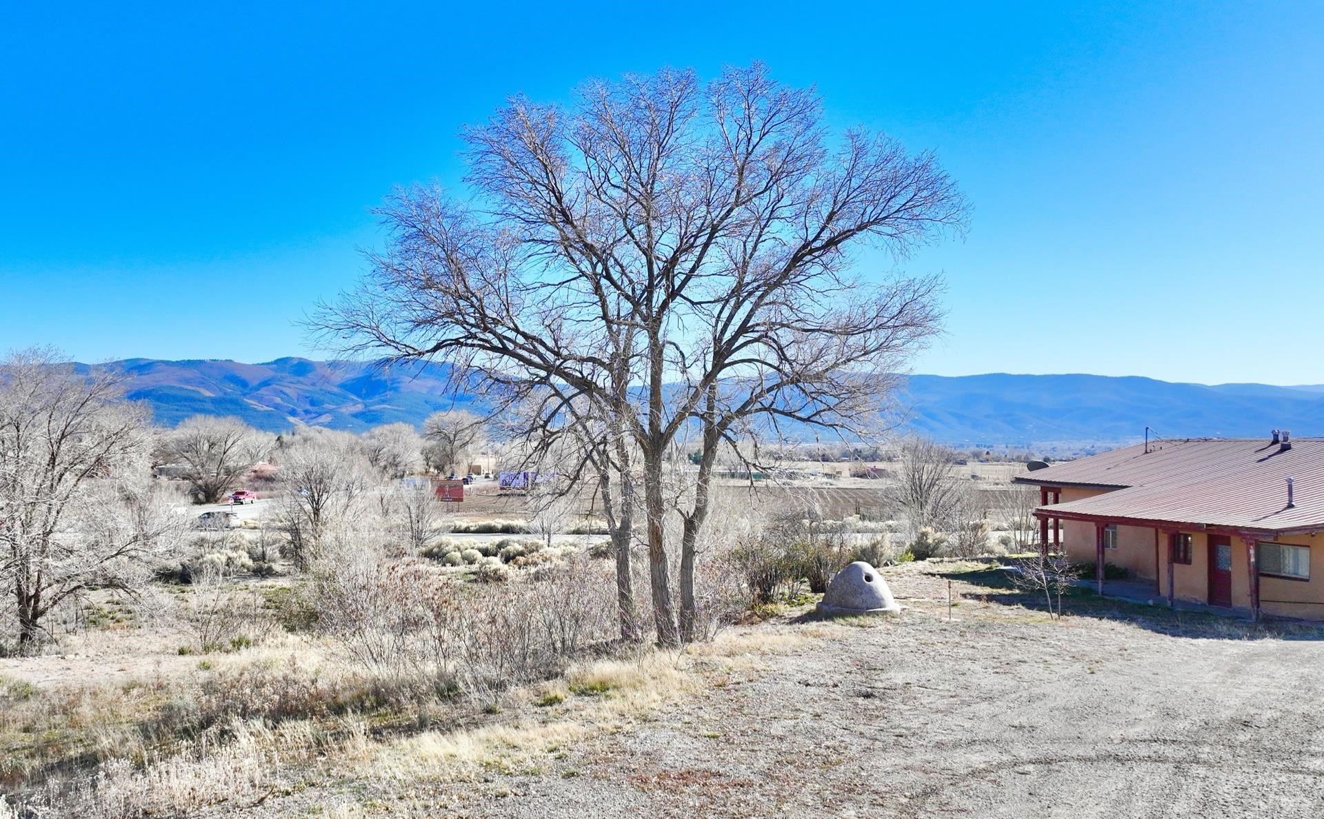 1634 Paseo Del Pueblo Norte, El Prado, New Mexico image 2