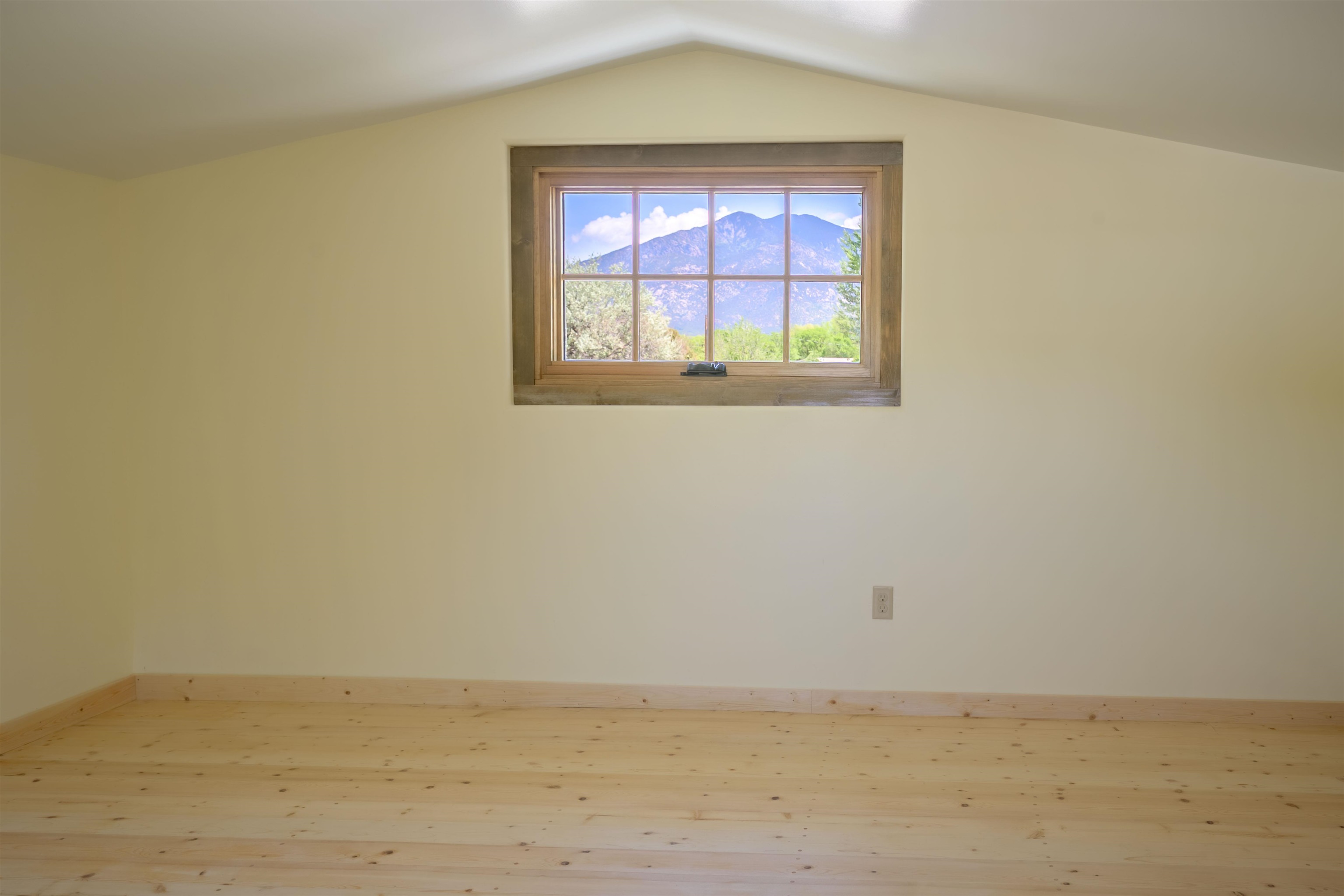 3 Manzano Viejo, Taos, New Mexico image 30