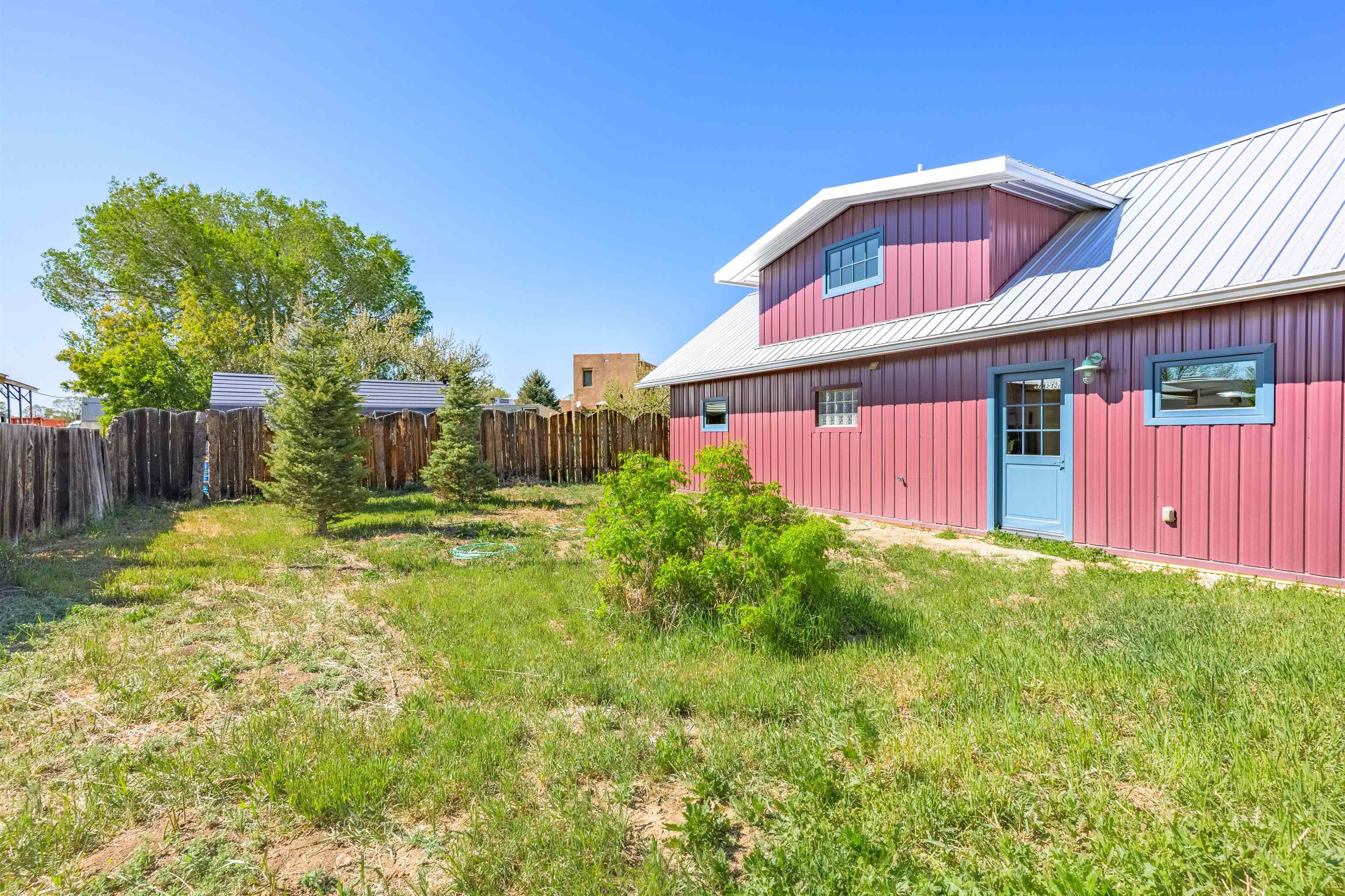 3 Manzano Viejo, Taos, New Mexico image 21