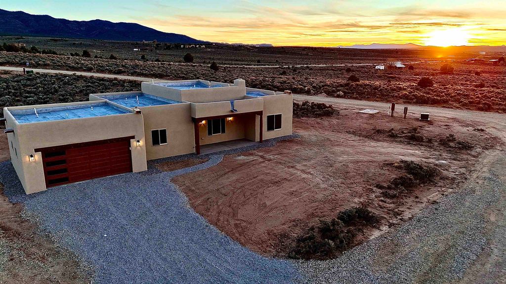 Photo of 14 Desert Flower, Ranchos de Taos, NM 87557 (MLS # 114242)