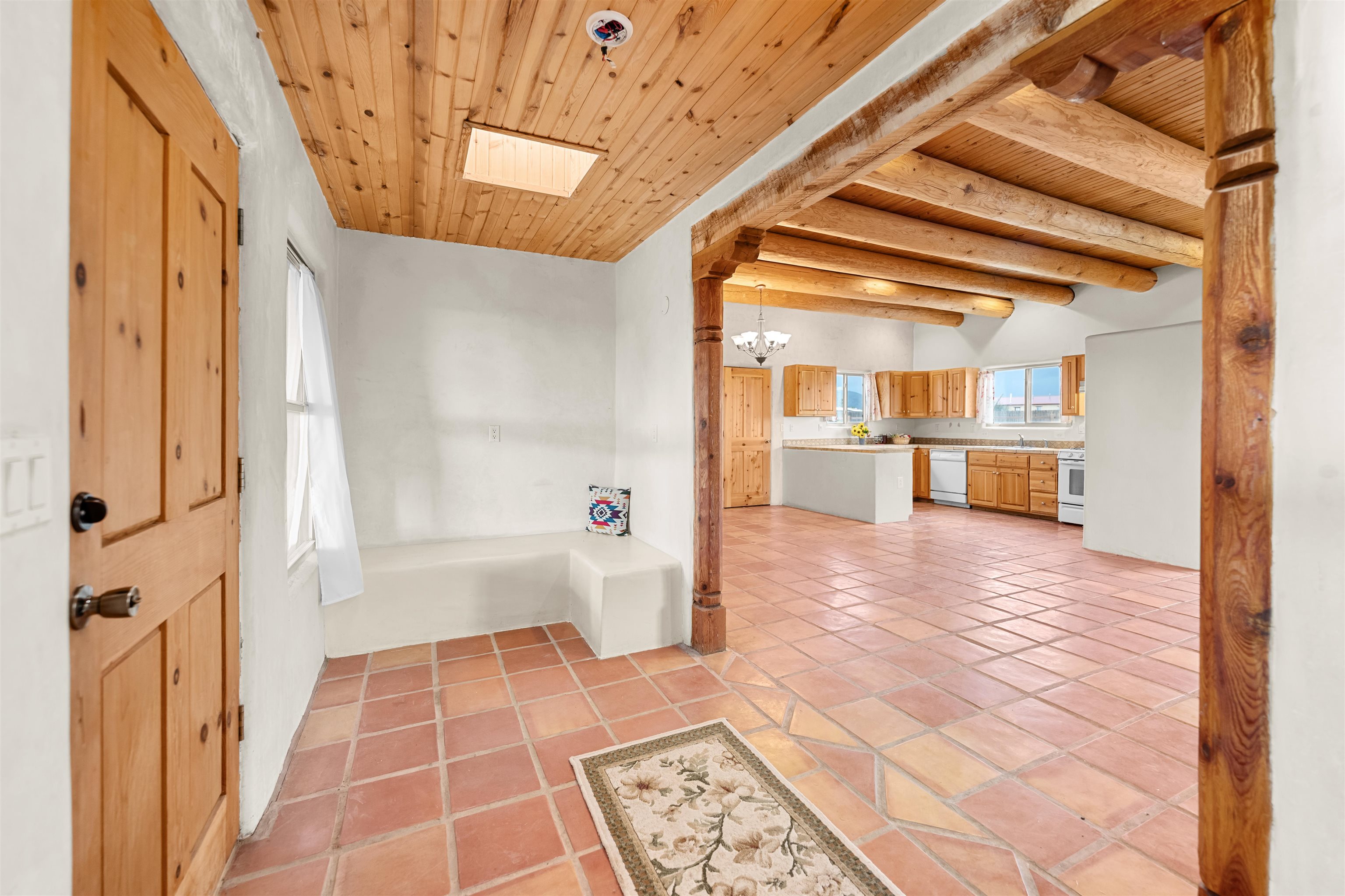 Ranchos De Taos, New Mexico 87557, United States, 2 Bedrooms Bedrooms, ,3 BathroomsBathrooms,Residential,Active,219400