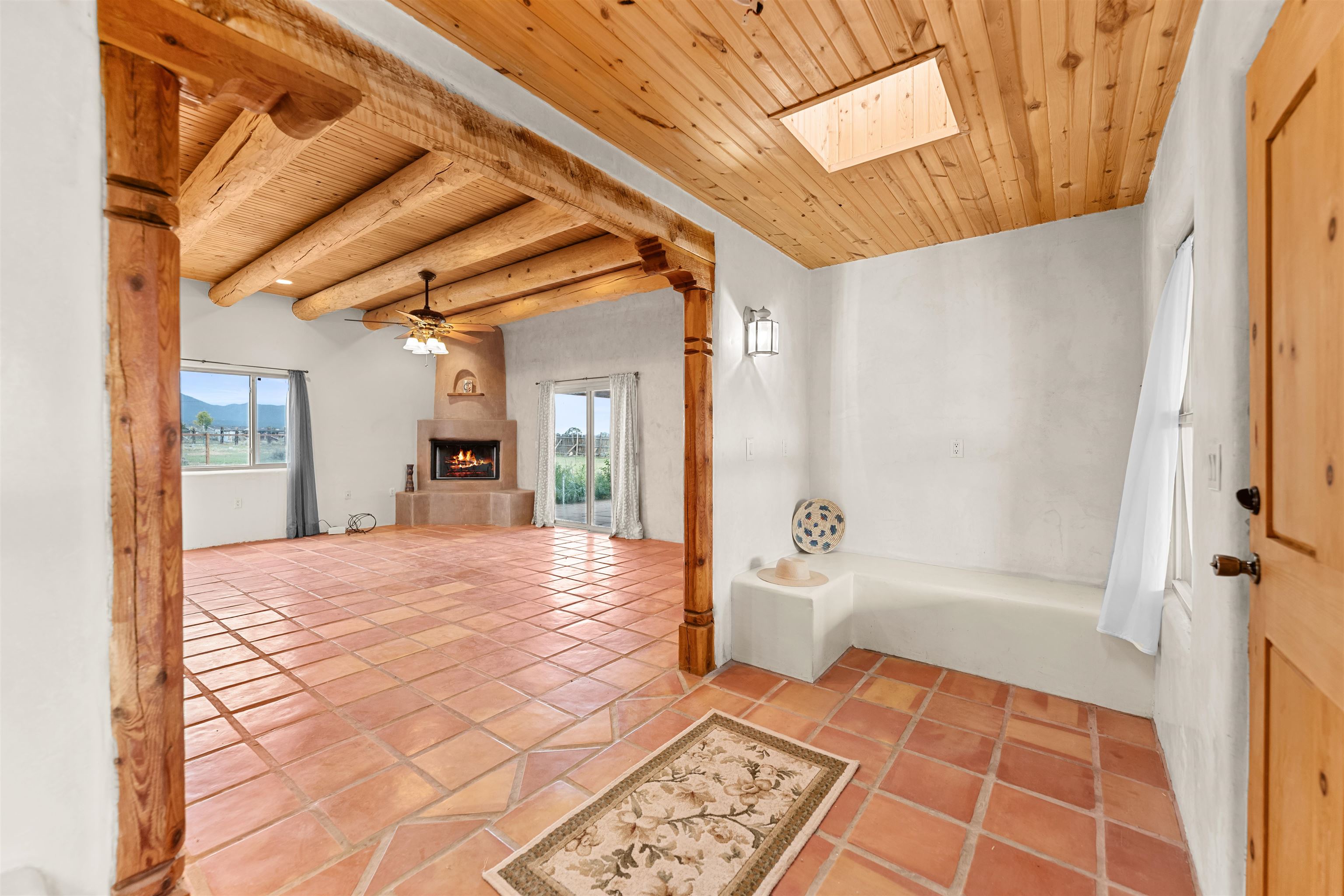 Ranchos De Taos, New Mexico 87557, United States, 2 Bedrooms Bedrooms, ,3 BathroomsBathrooms,Residential,Active,219400