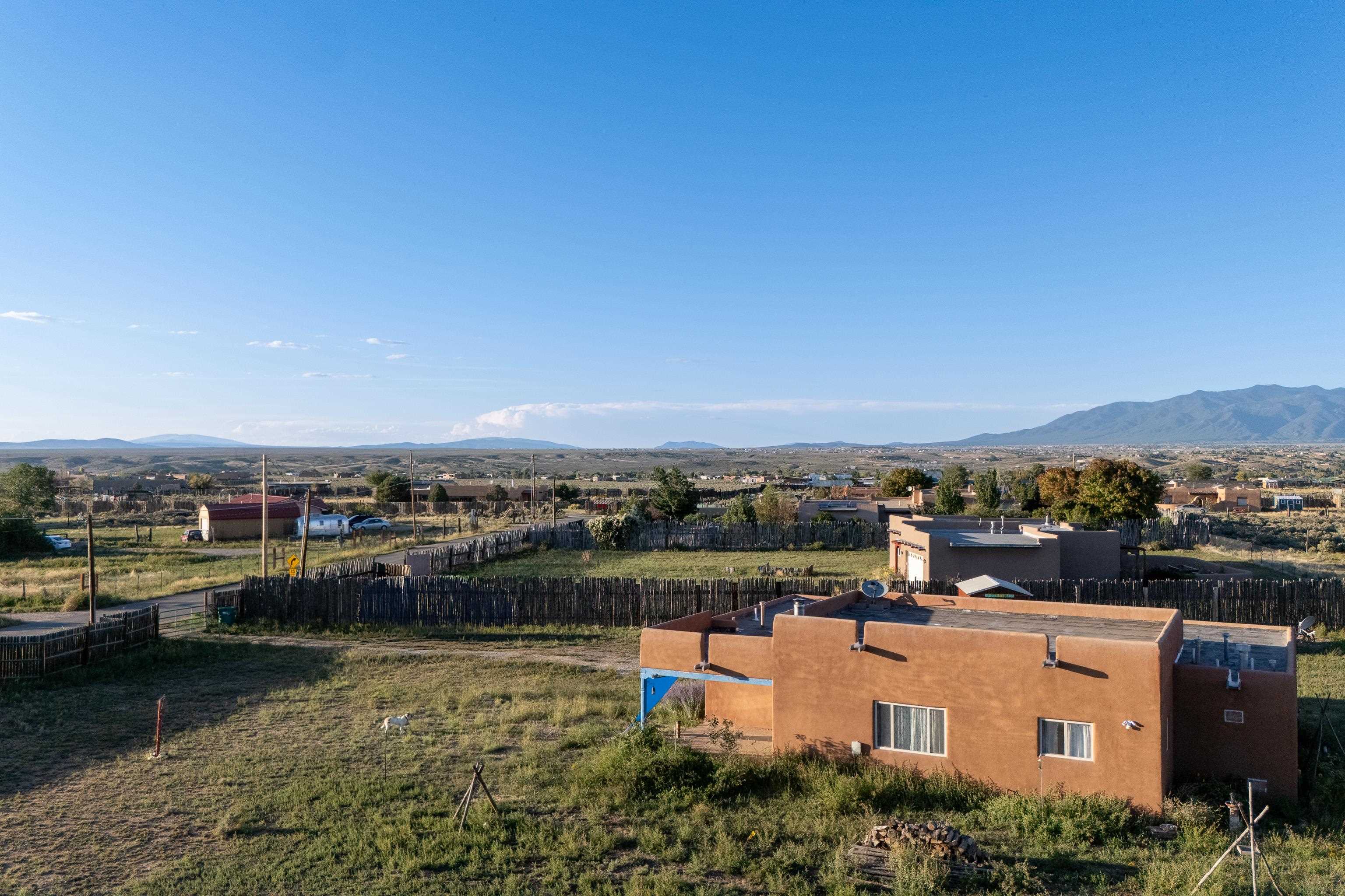 Ranchos De Taos, New Mexico 87557, United States, 2 Bedrooms Bedrooms, ,3 BathroomsBathrooms,Residential,Active,219400