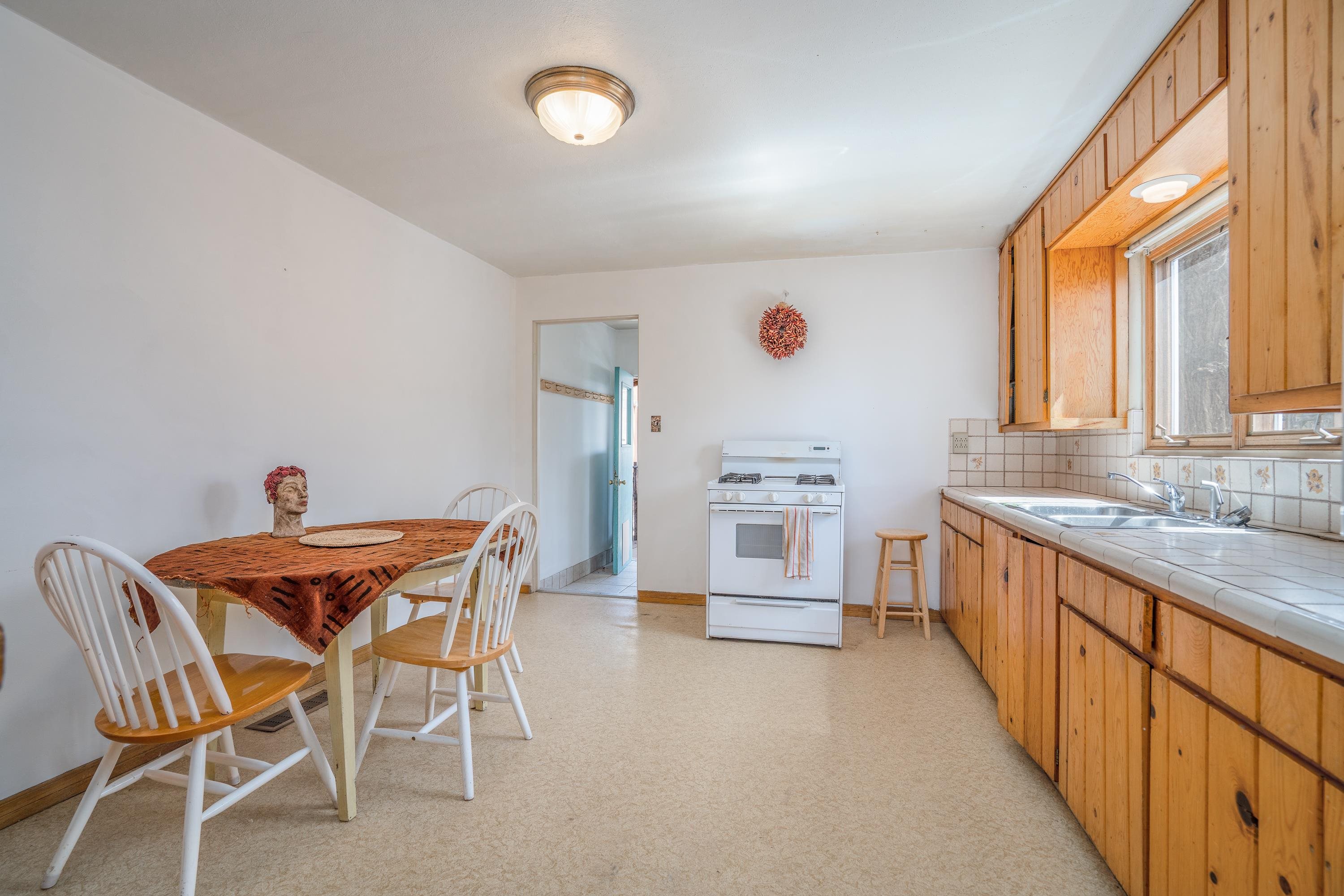 111 Sierra Vista Road, Taos, New Mexico image 21