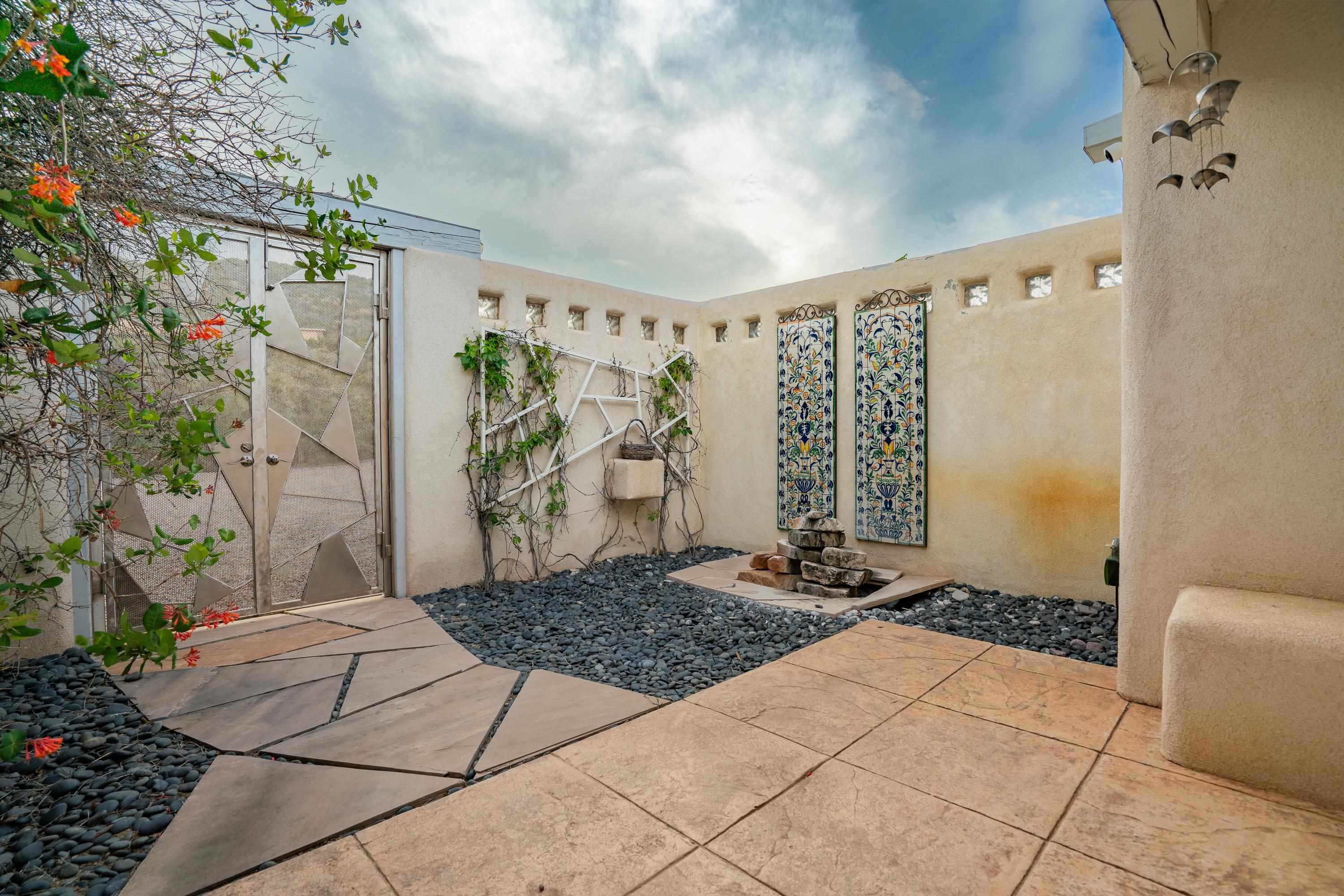 508 Camino Del Cielo, Taos, New Mexico image 11