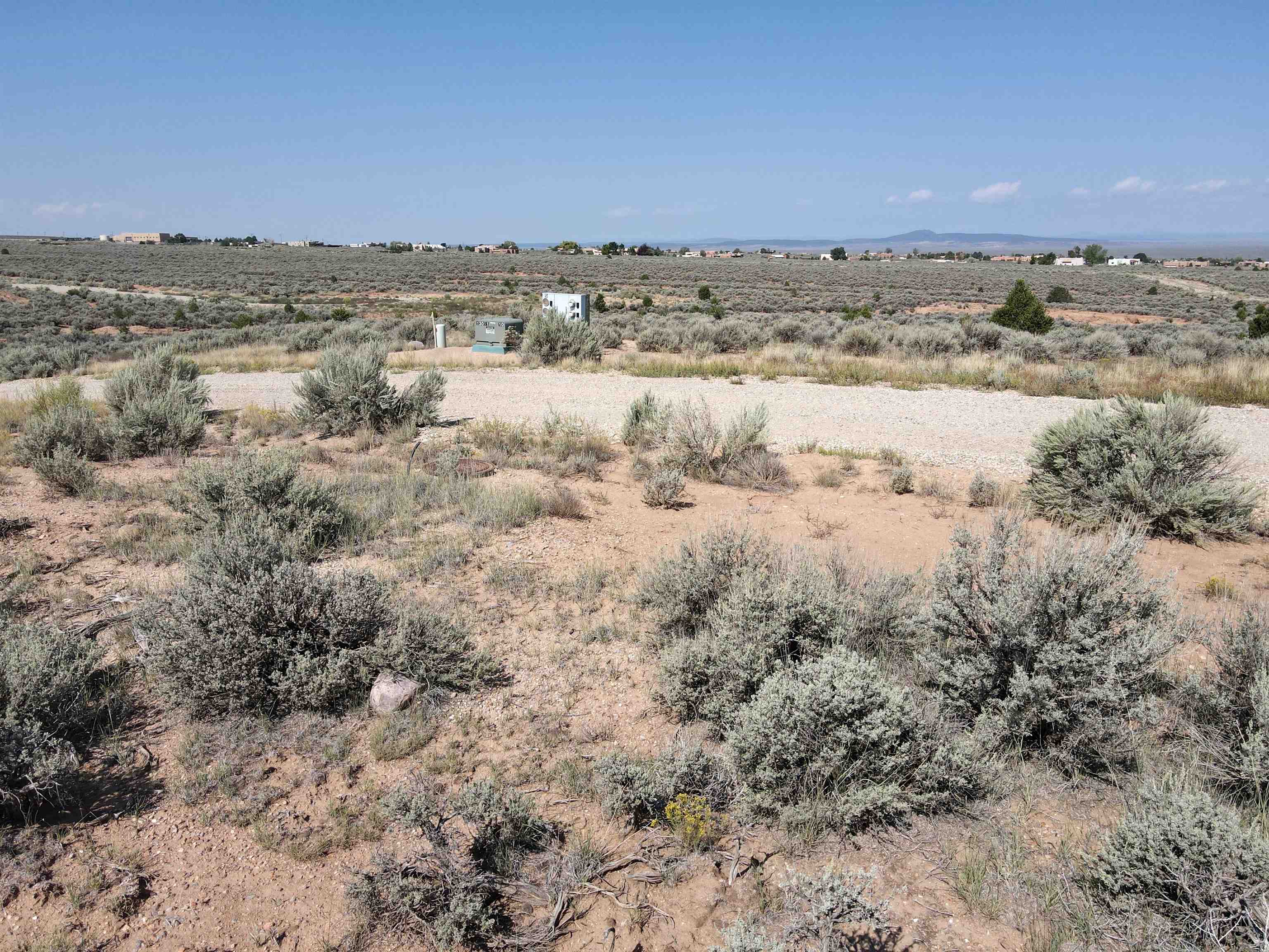 Laguardia, Ranchos de Taos, New Mexico image 17