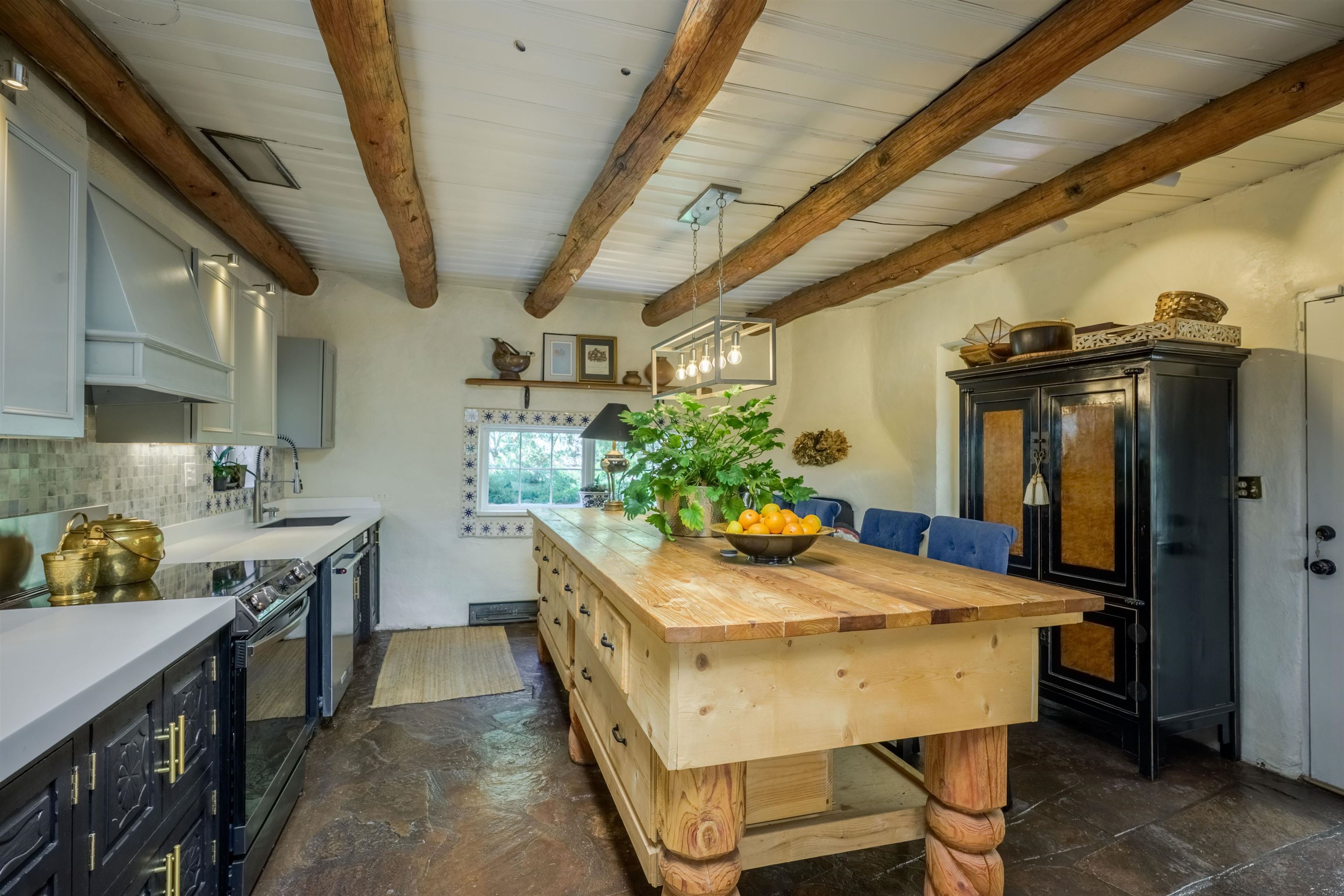 222 Hwy 240, Ranchos de Taos, New Mexico image 10