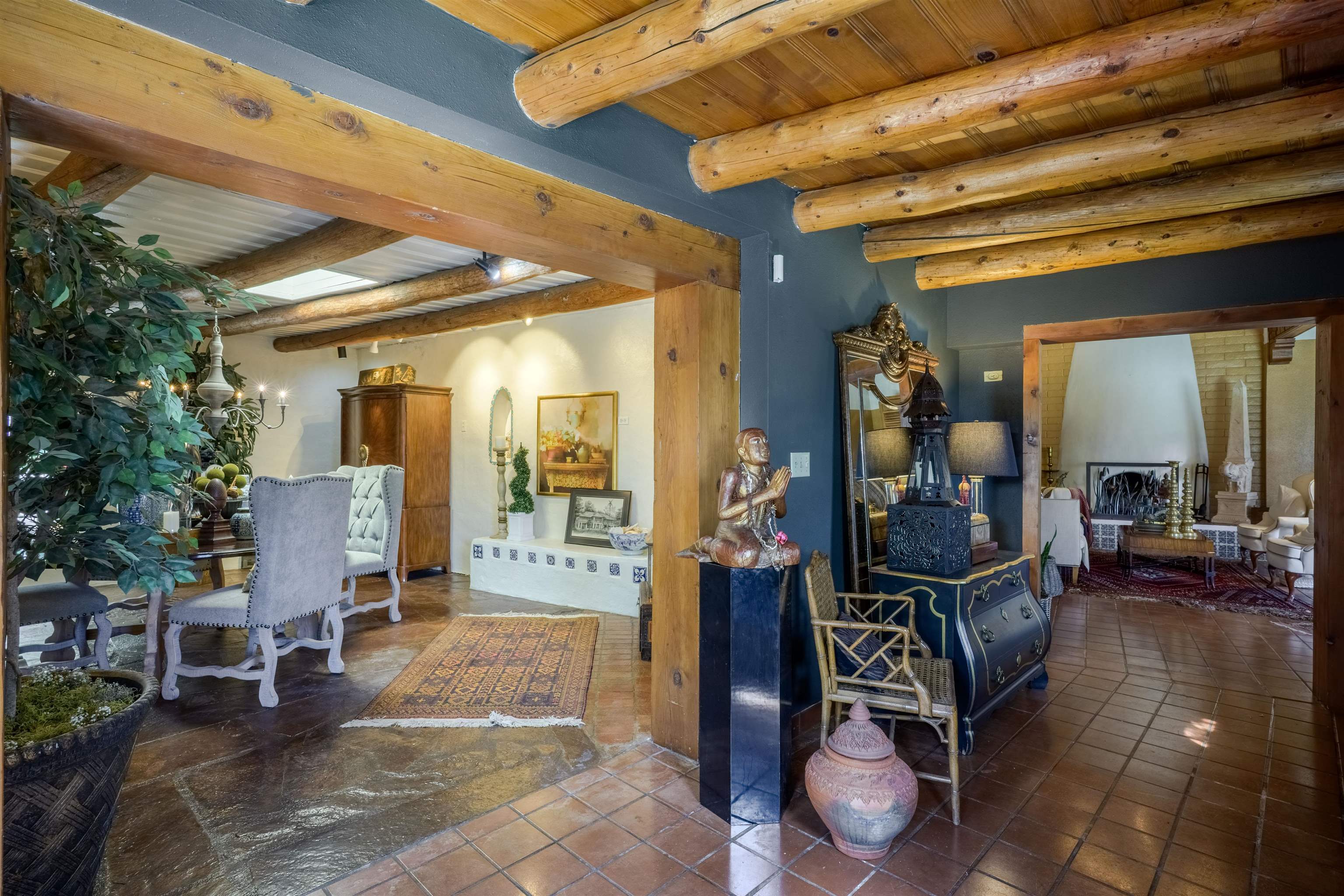 222 Hwy 240, Ranchos de Taos, New Mexico image 2