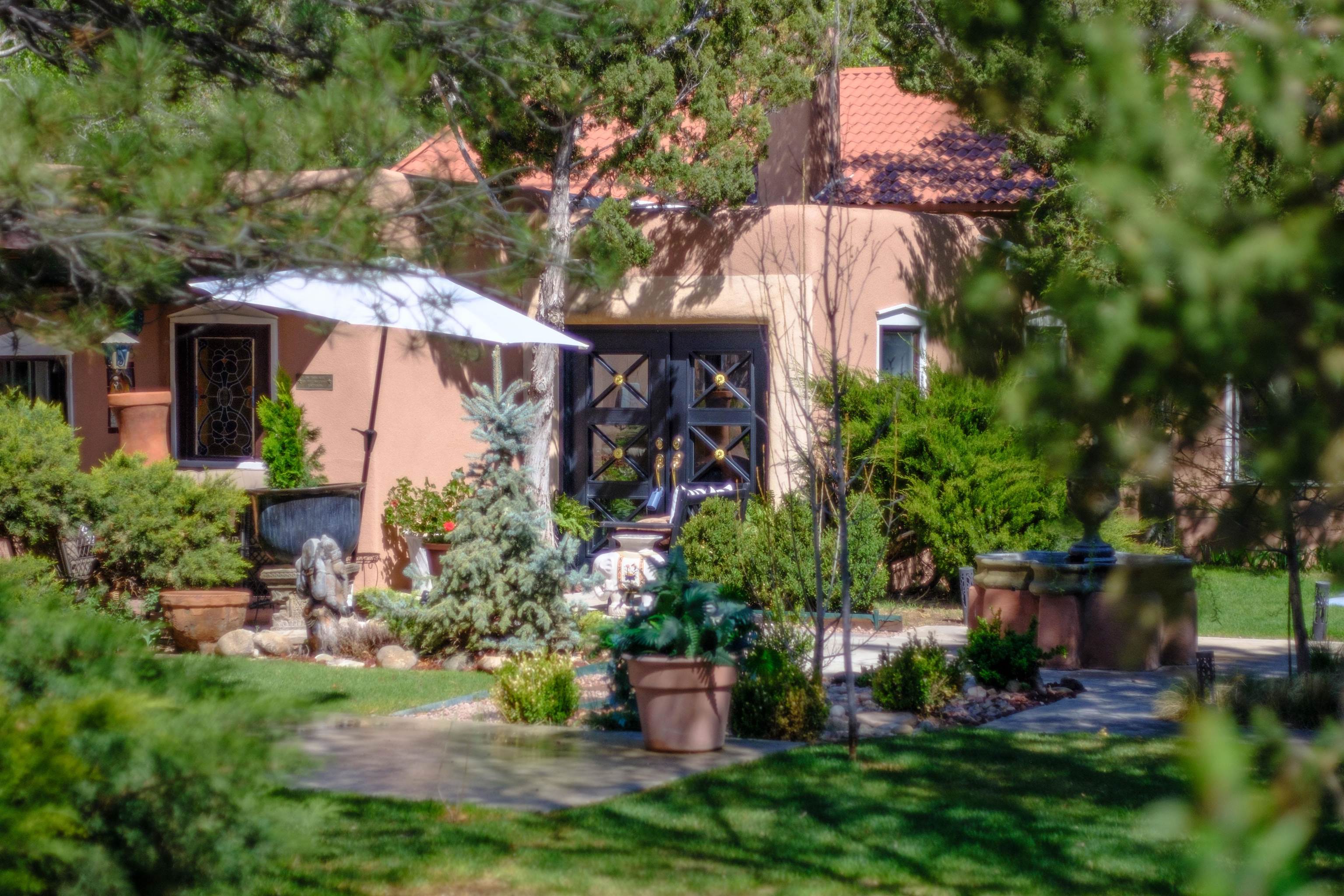 222 Hwy 240, Ranchos de Taos, New Mexico image 43