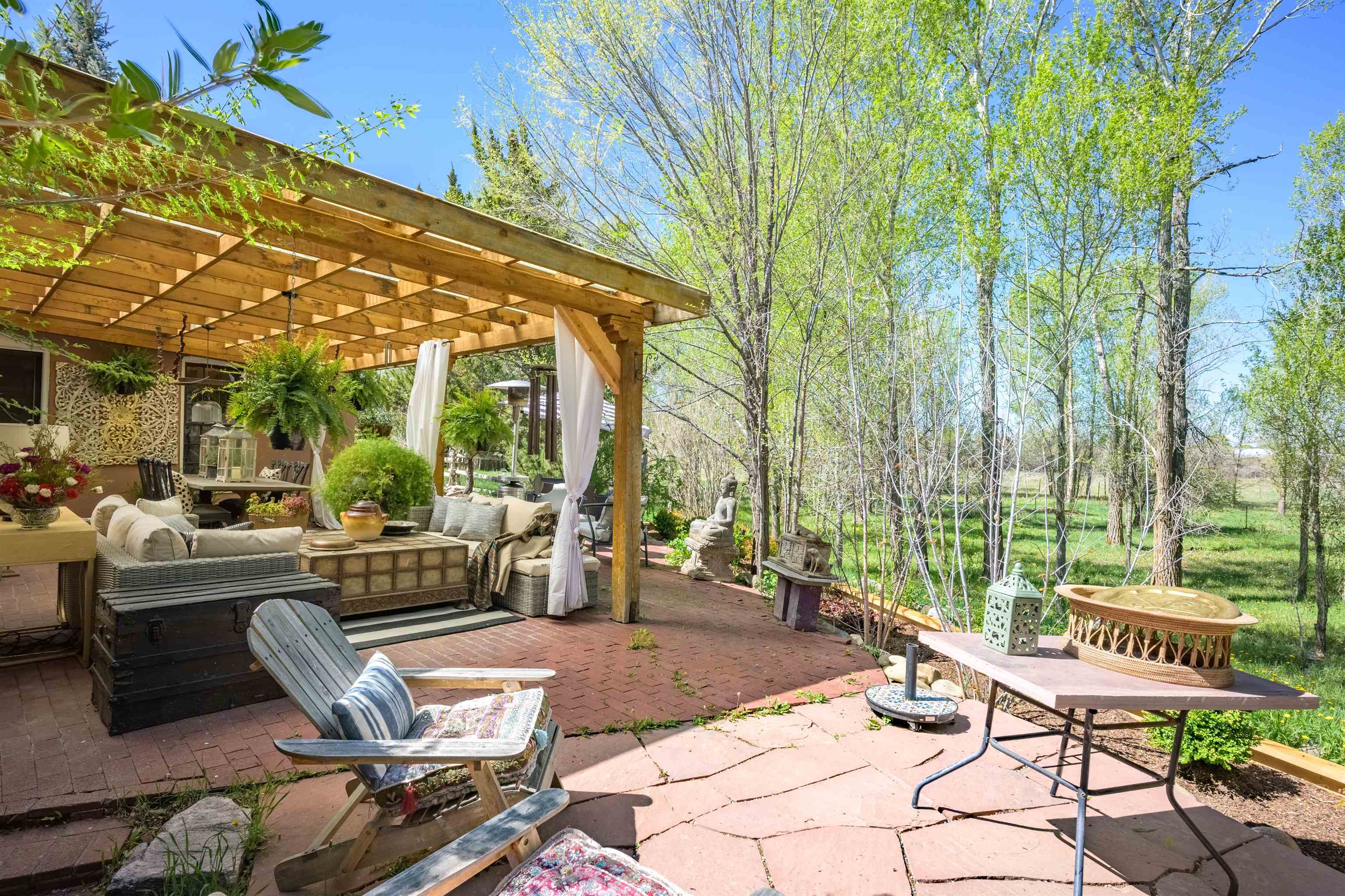 222 Hwy 240, Ranchos de Taos, New Mexico image 30