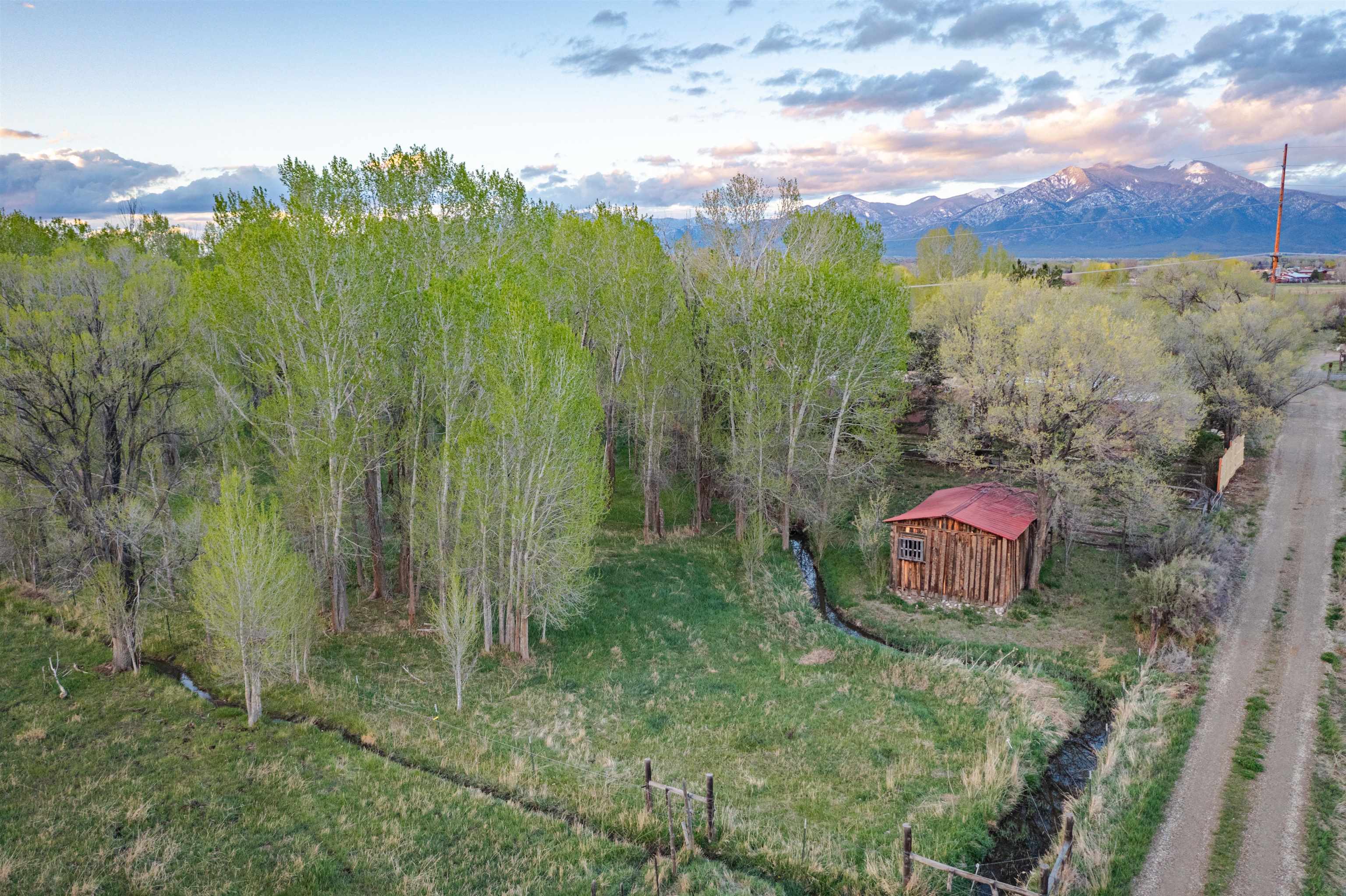 222 Hwy 240, Ranchos de Taos, New Mexico image 48
