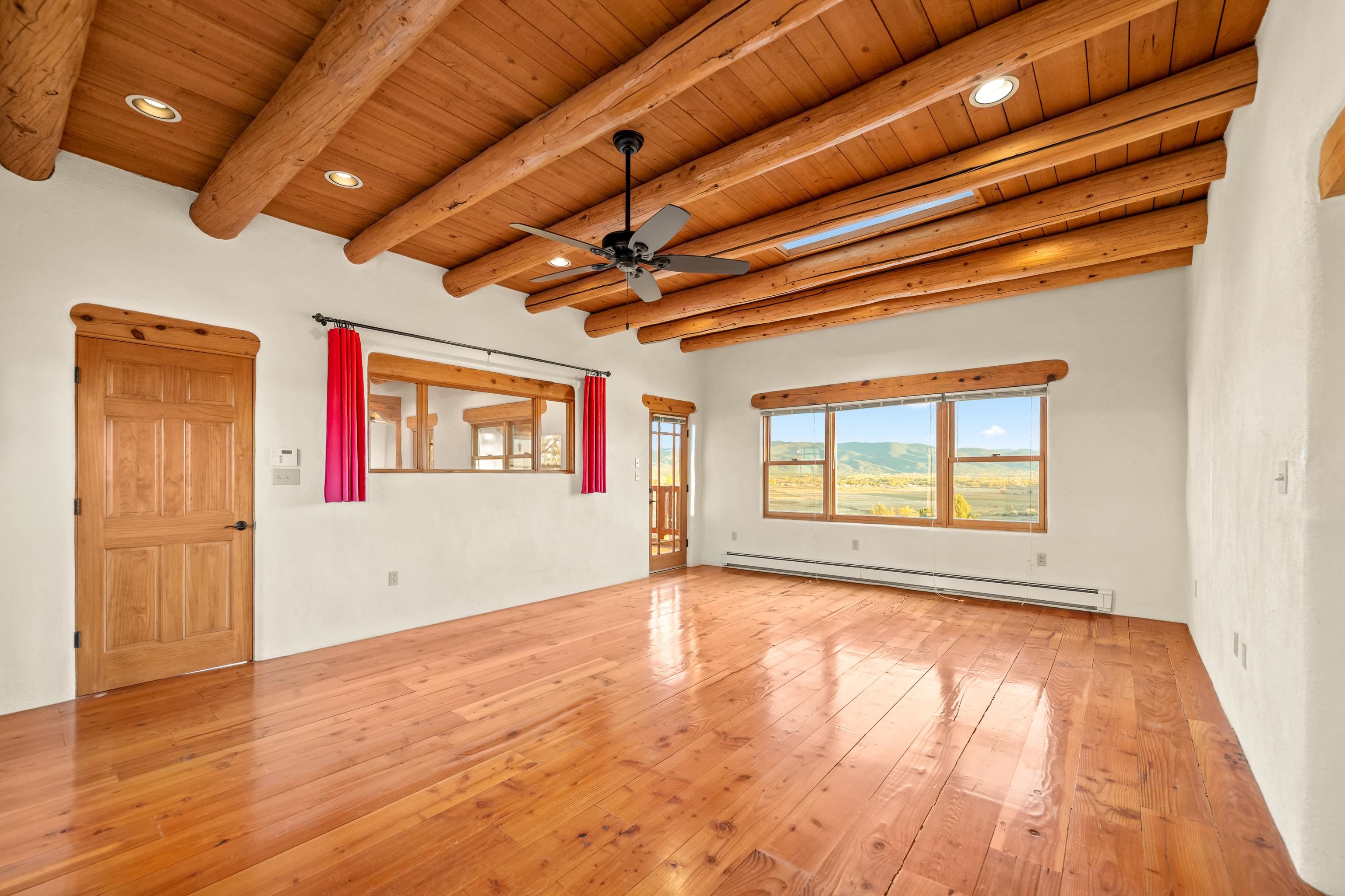 El Prado, New Mexico 87529, United States, 4 Bedrooms Bedrooms, ,4 BathroomsBathrooms,Residential,Active,237473