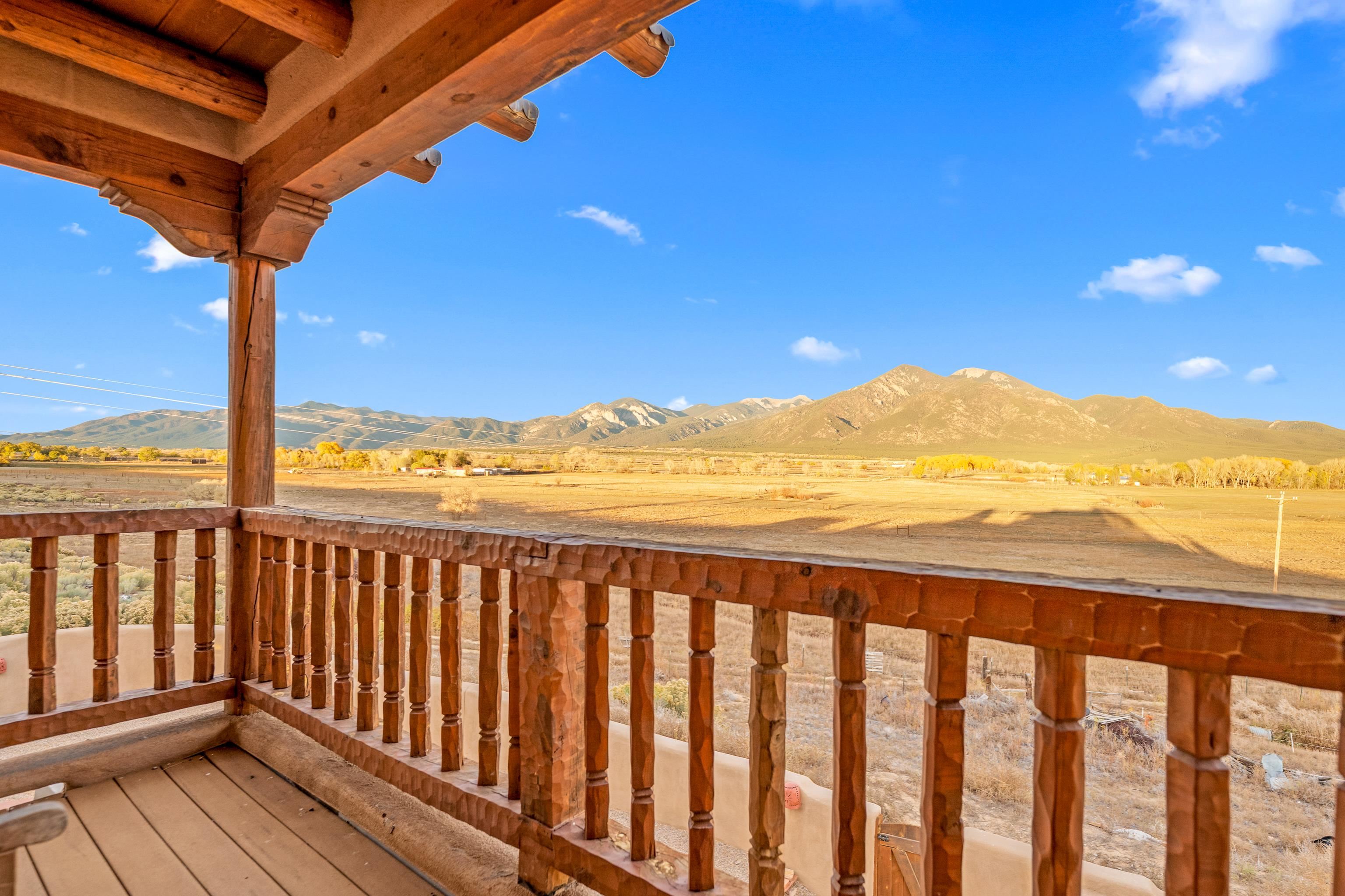 El Prado, New Mexico 87529, United States, 4 Bedrooms Bedrooms, ,4 BathroomsBathrooms,Residential,Active,237473