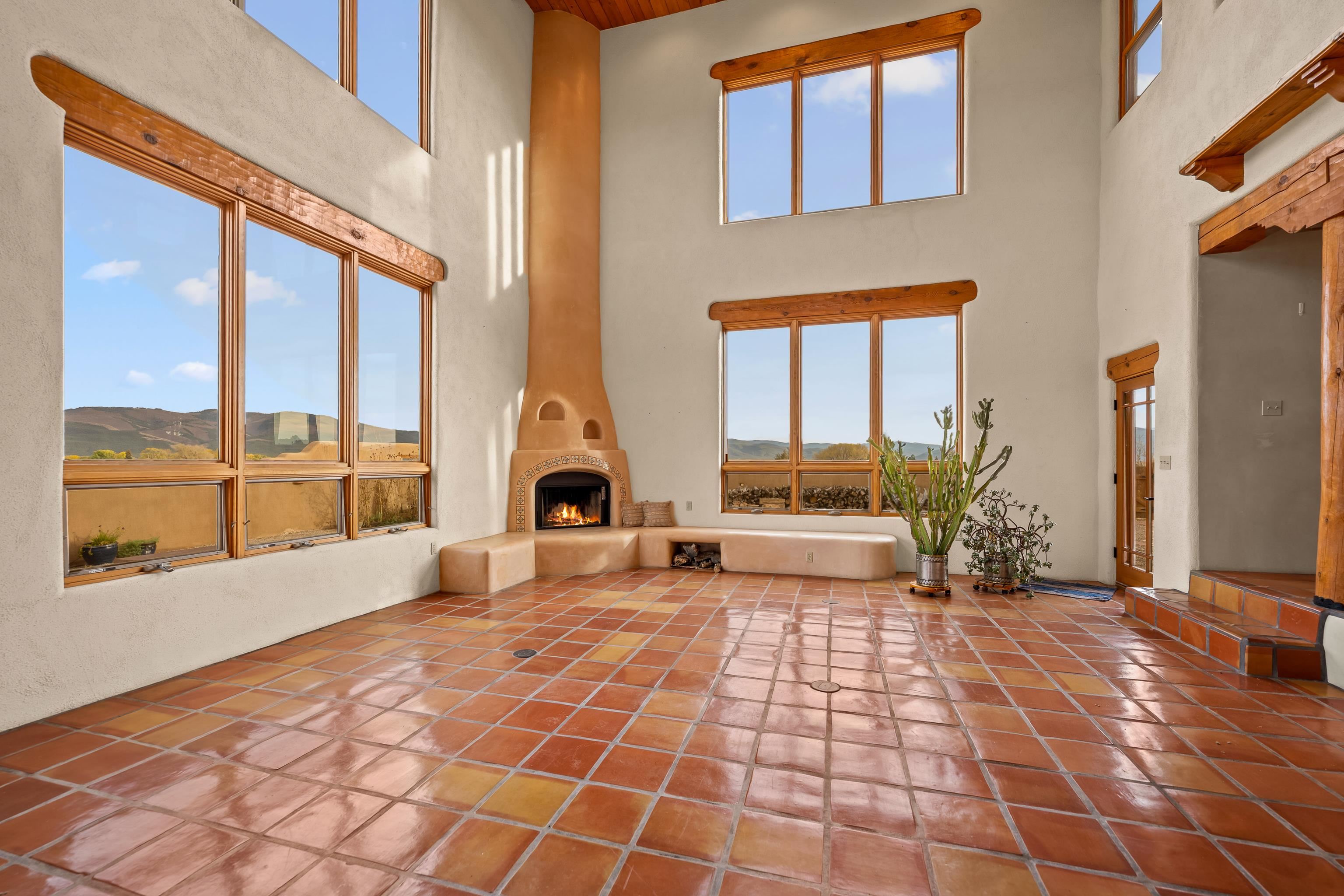 El Prado, New Mexico 87529, United States, 4 Bedrooms Bedrooms, ,4 BathroomsBathrooms,Residential,Active,237473
