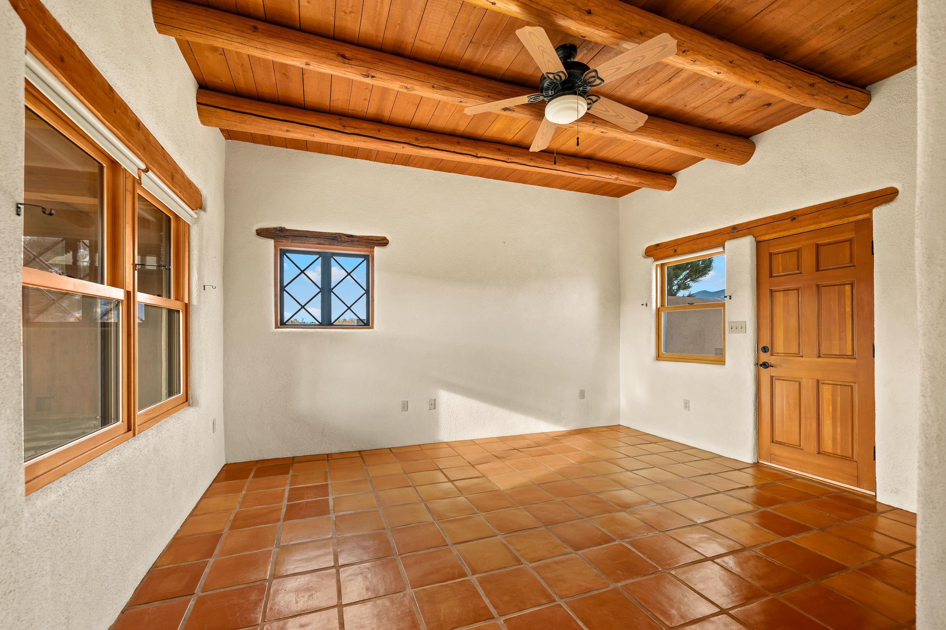 El Prado, New Mexico 87529, United States, 4 Bedrooms Bedrooms, ,4 BathroomsBathrooms,Residential,Active,237473