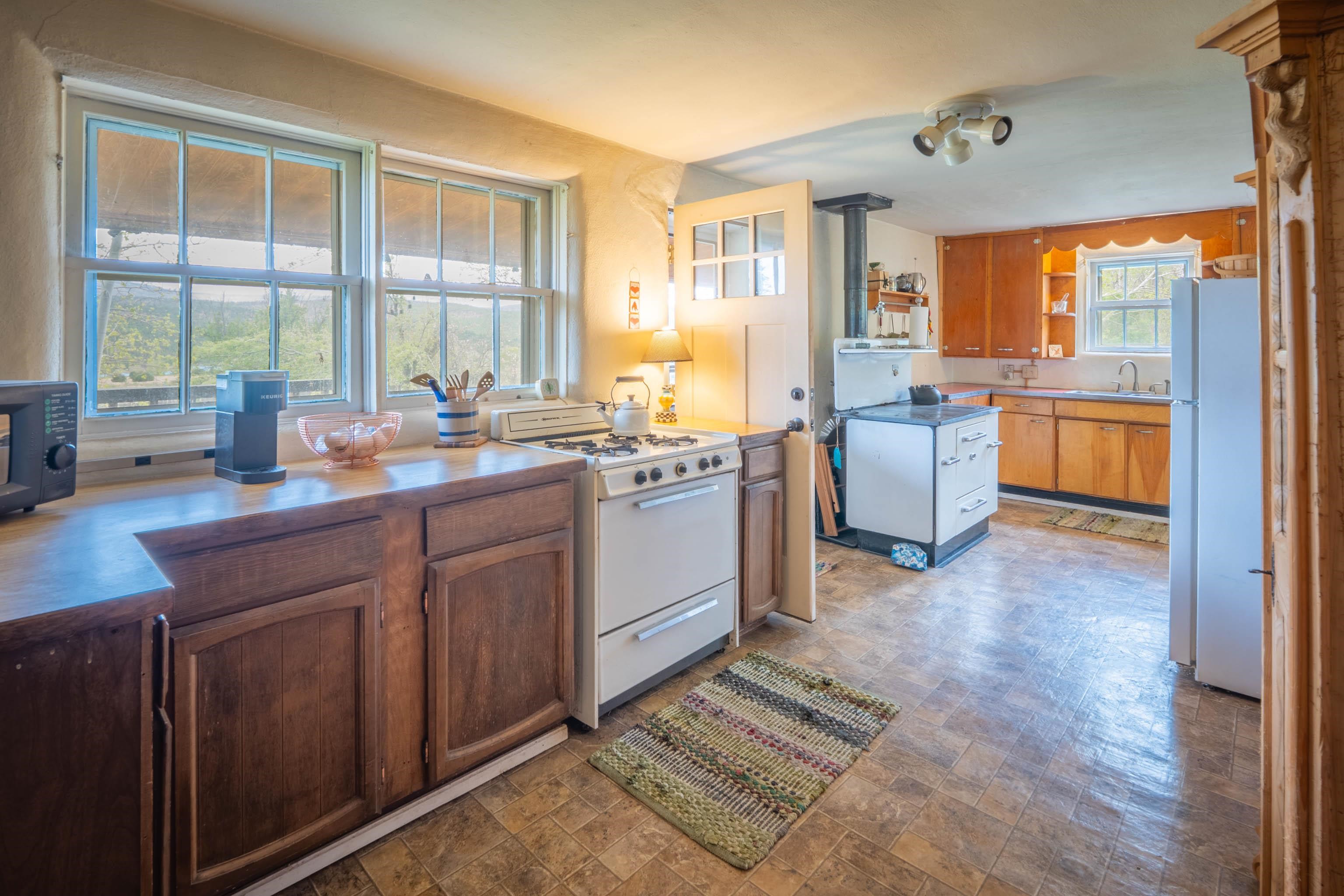 46 Cr B024, Holman, New Mexico image 5