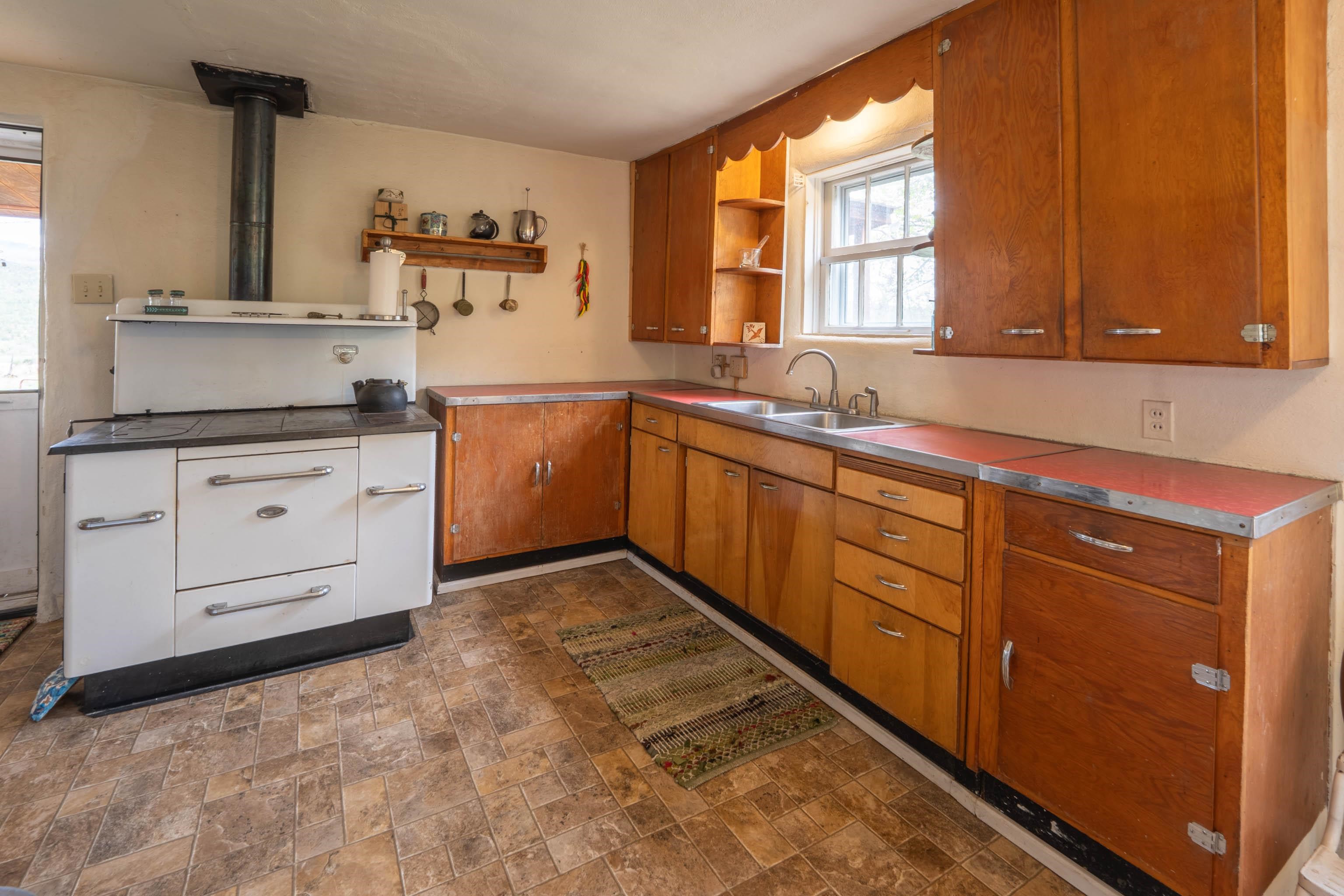 46 Cr B024, Holman, New Mexico image 9