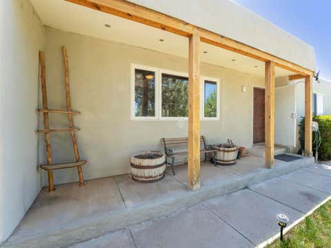 Homes For Sale - 1123 Gusdorff Road<br/> Taos, NM 87571