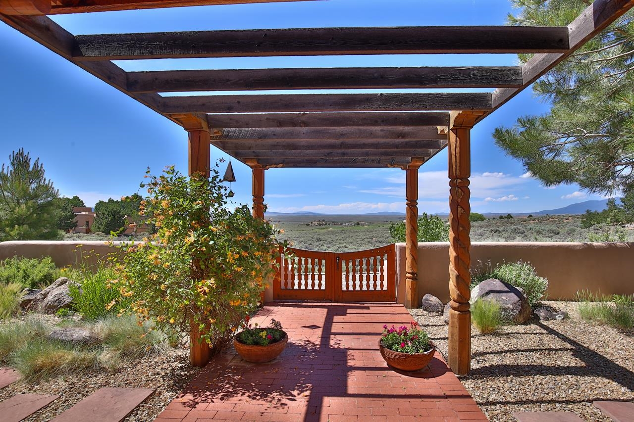 12 Golf Course Drive