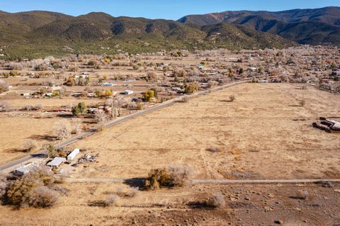 Photo of 520 Kit Carson Rd, Taos, NM 87571 (MLS # 114273)