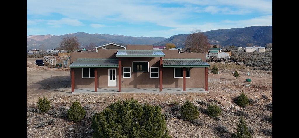 Photo of 8A Felipe Antonio Rd, Ranchos de Taos, NM 87557 (MLS # 114334)