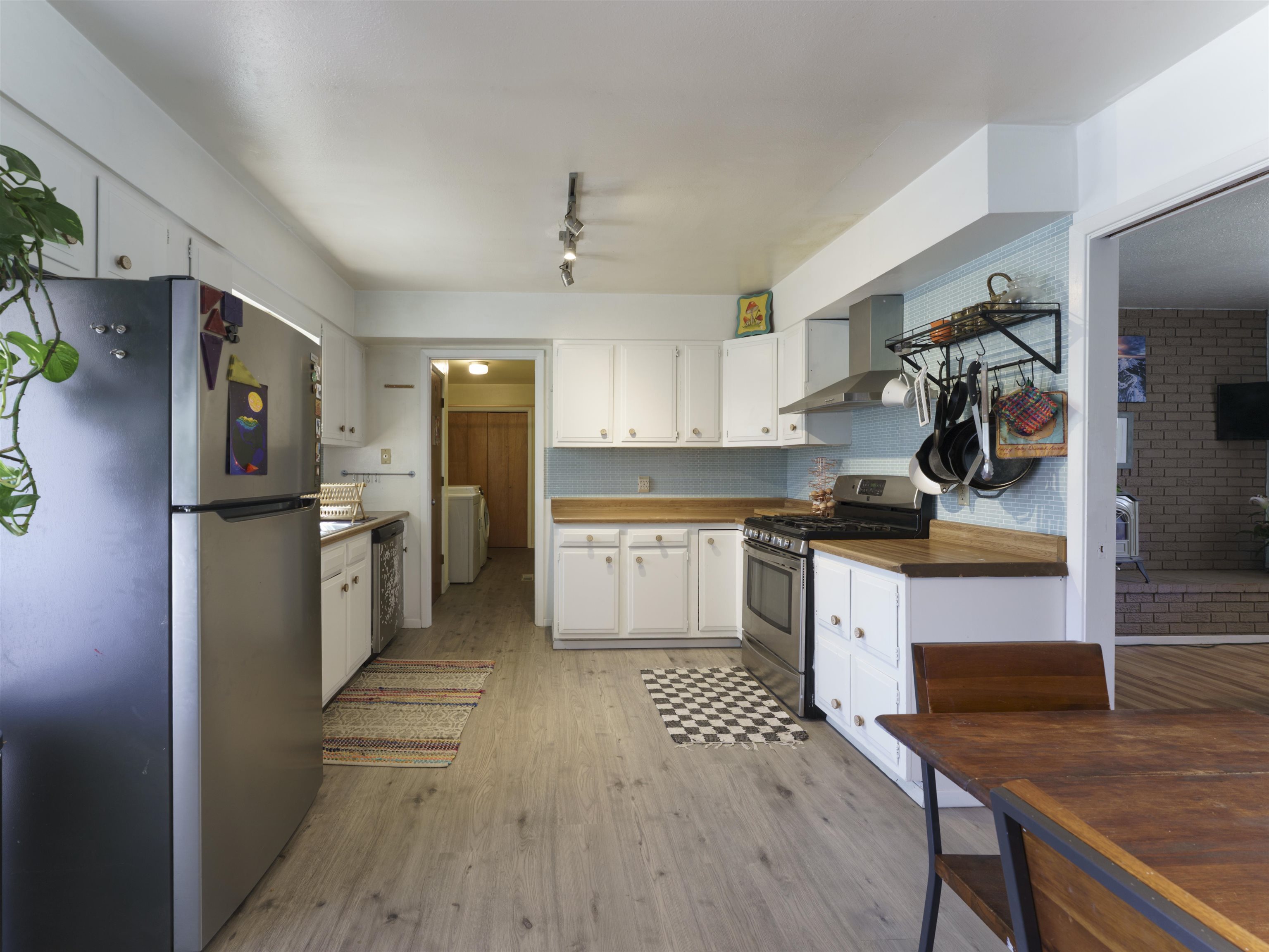 807 Hill Dr, Taos, New Mexico image 8