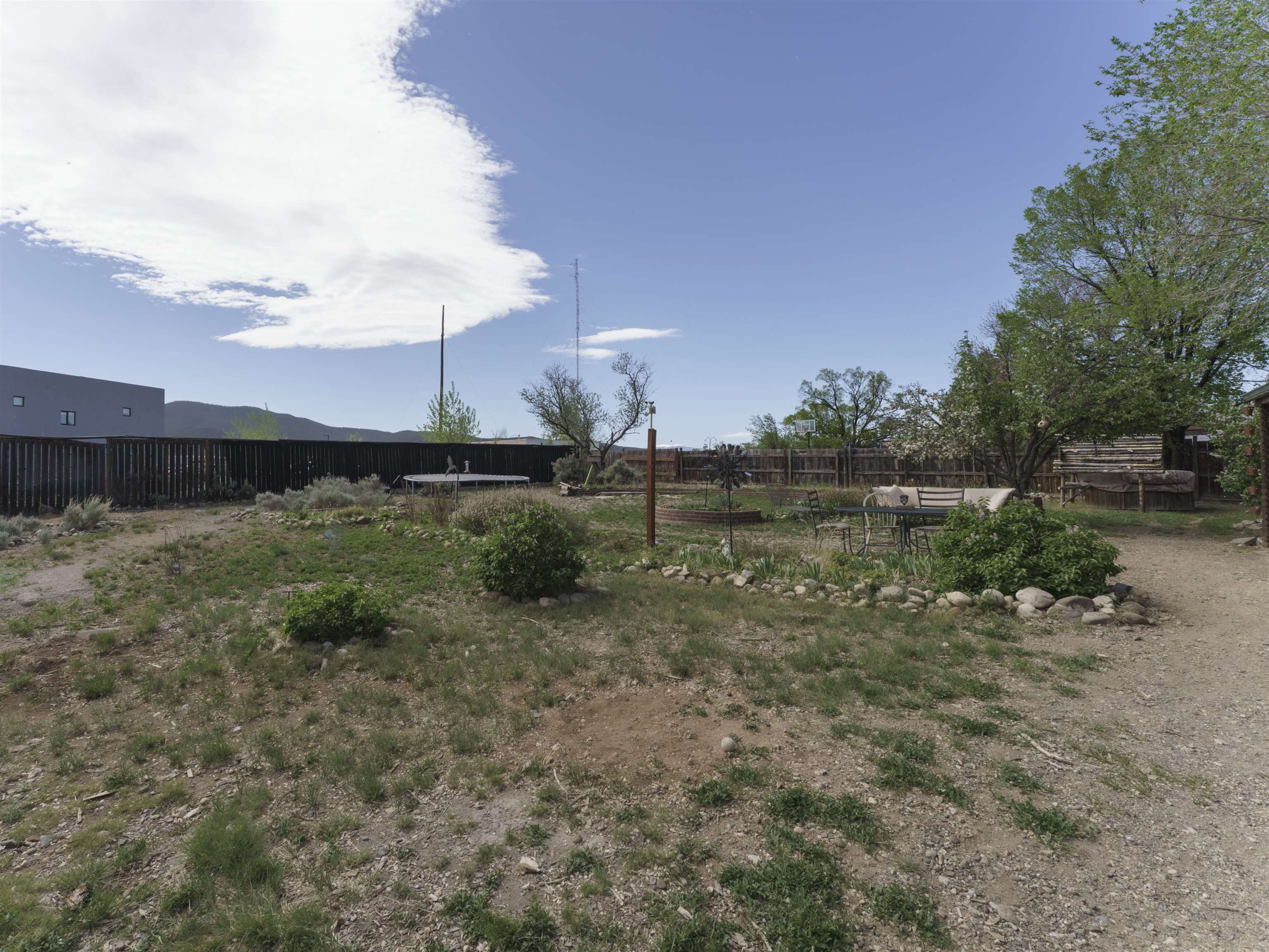 807 Hill Dr, Taos, New Mexico image 36