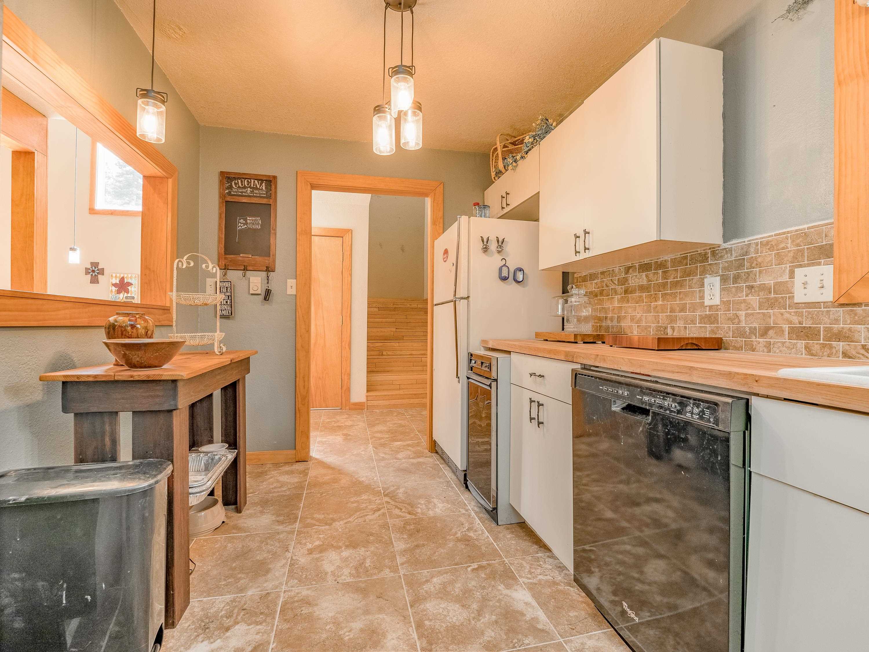 Angel Fire, New Mexico 87710, United States, 2 Bedrooms Bedrooms, ,2 BathroomsBathrooms,Residential,Active,235542