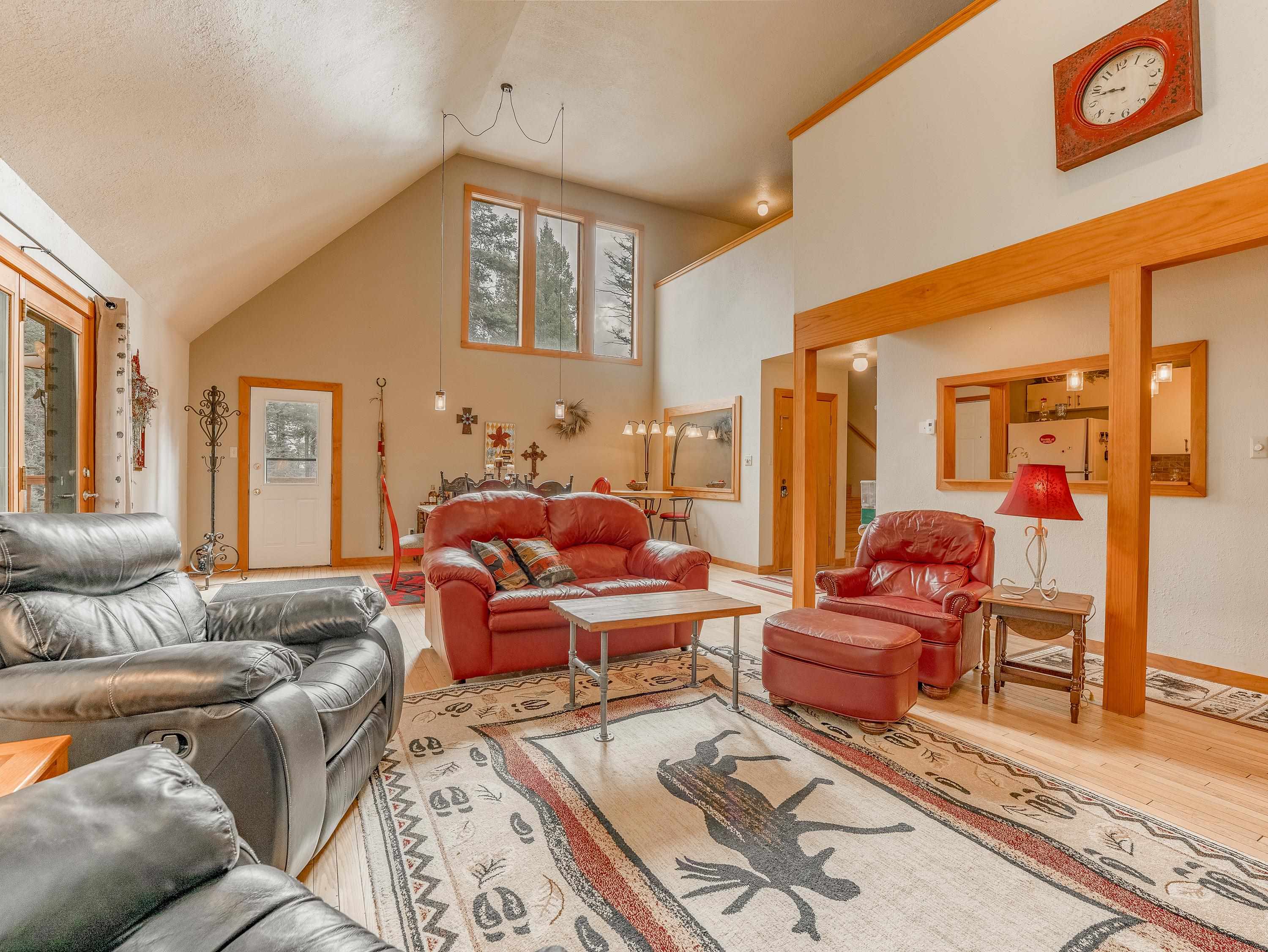 Angel Fire, New Mexico 87710, United States, 2 Bedrooms Bedrooms, ,2 BathroomsBathrooms,Residential,Active,235542