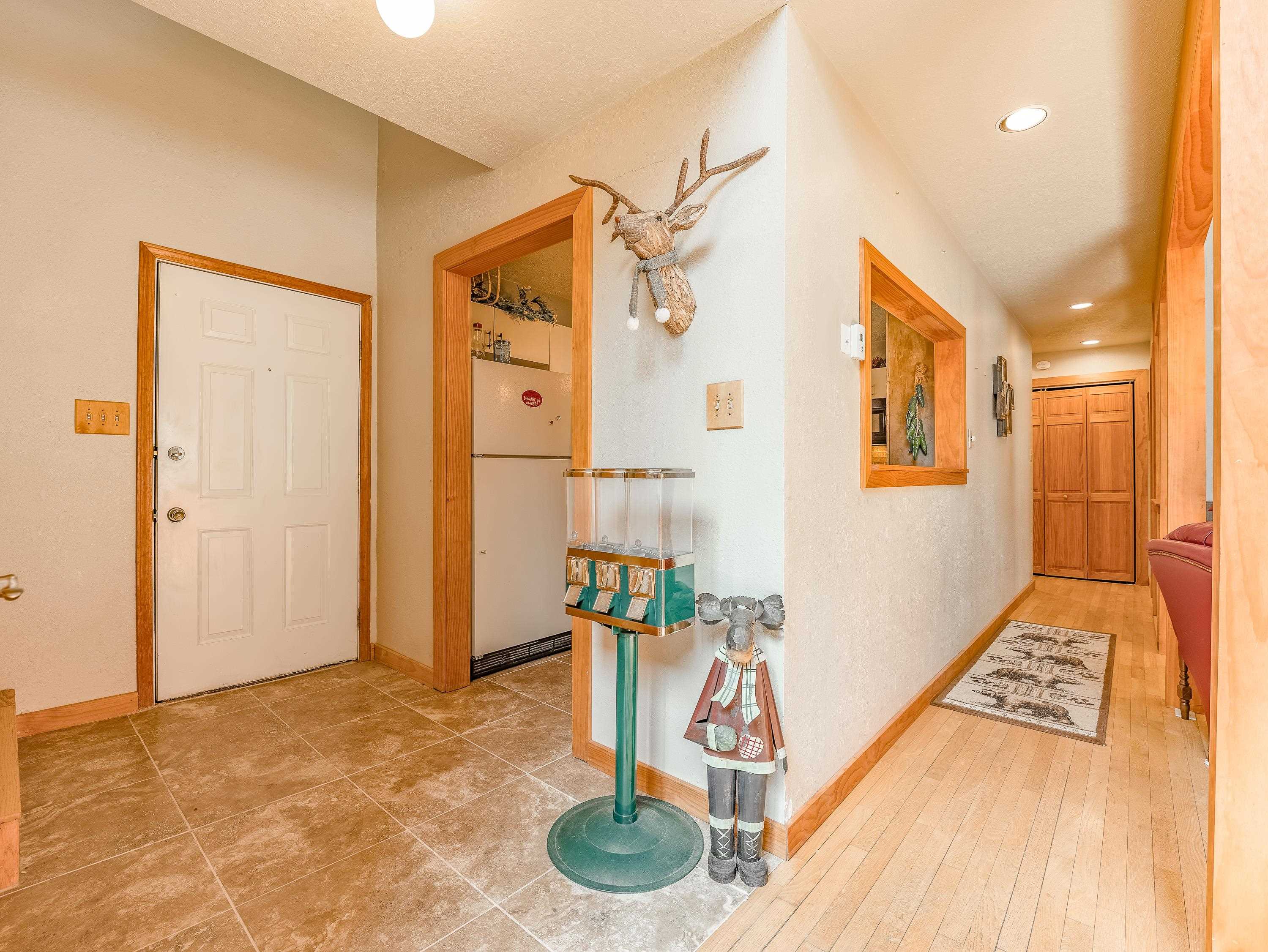 Angel Fire, New Mexico 87710, United States, 2 Bedrooms Bedrooms, ,2 BathroomsBathrooms,Residential,Active,235542