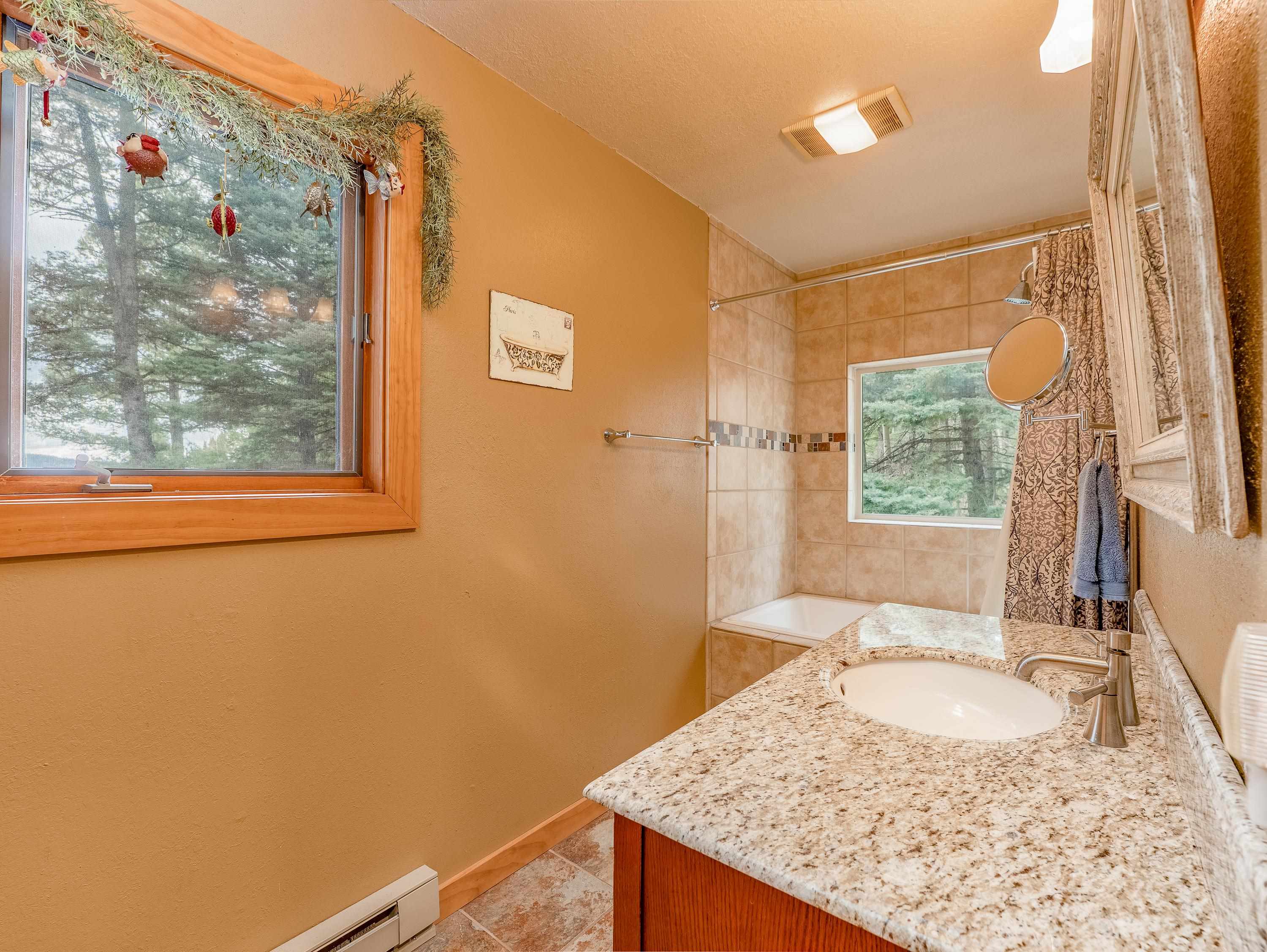 Angel Fire, New Mexico 87710, United States, 2 Bedrooms Bedrooms, ,2 BathroomsBathrooms,Residential,Active,235542