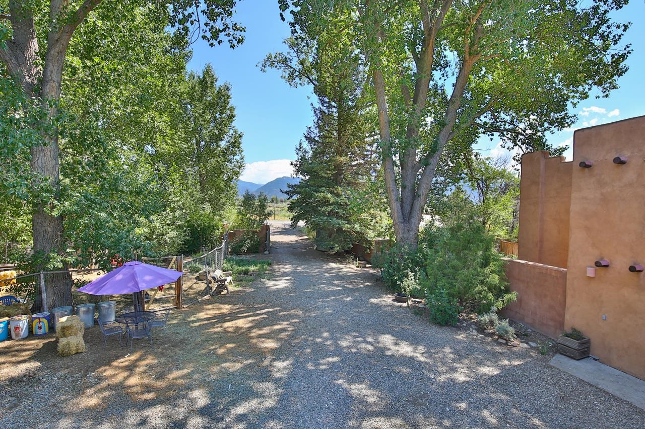 2 State Road 230, El Prado, New Mexico image 27