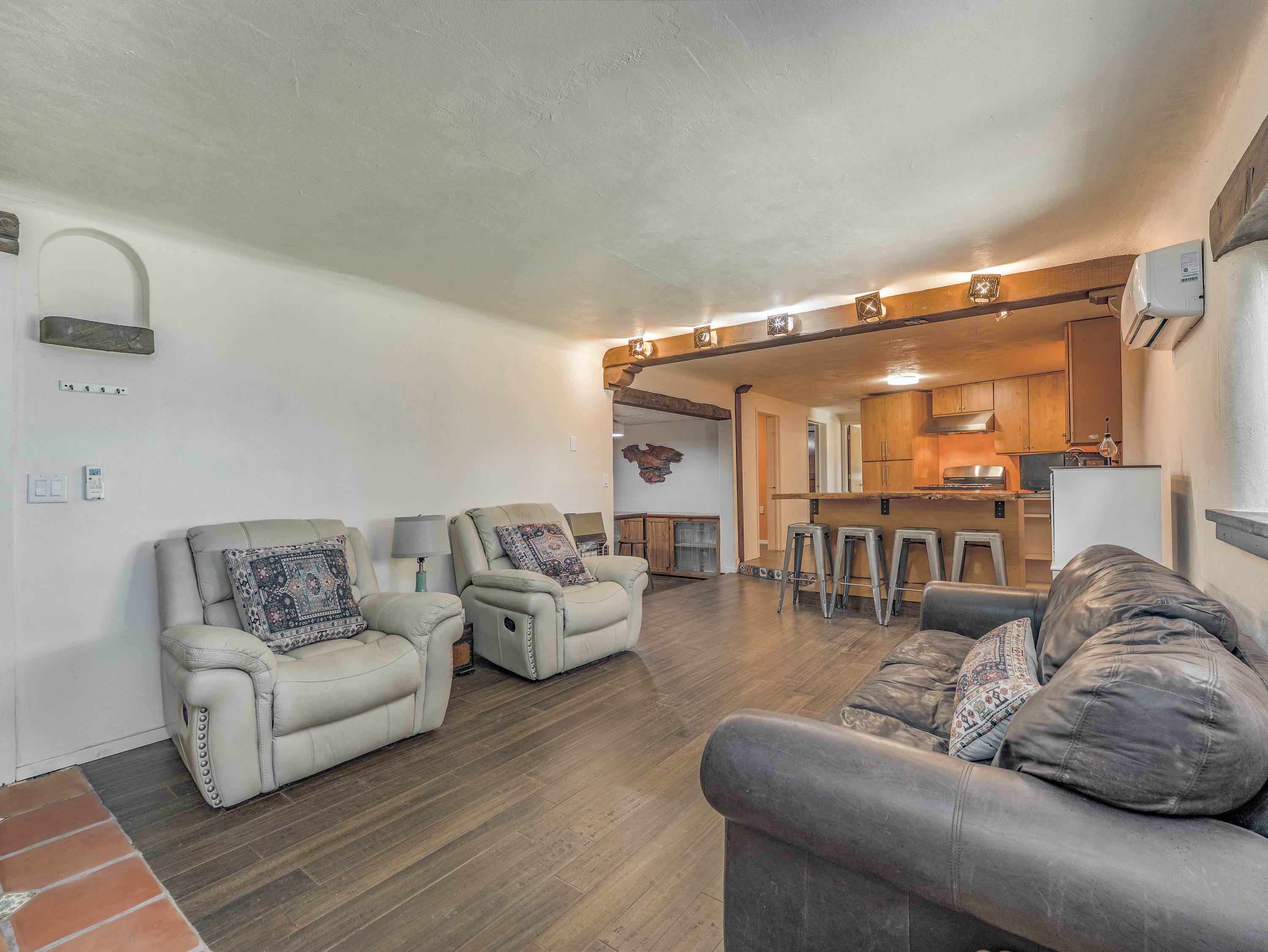 Angel Fire, New Mexico 87710, United States, 6 Bedrooms Bedrooms, ,4 BathroomsBathrooms,Residential,Active,181511