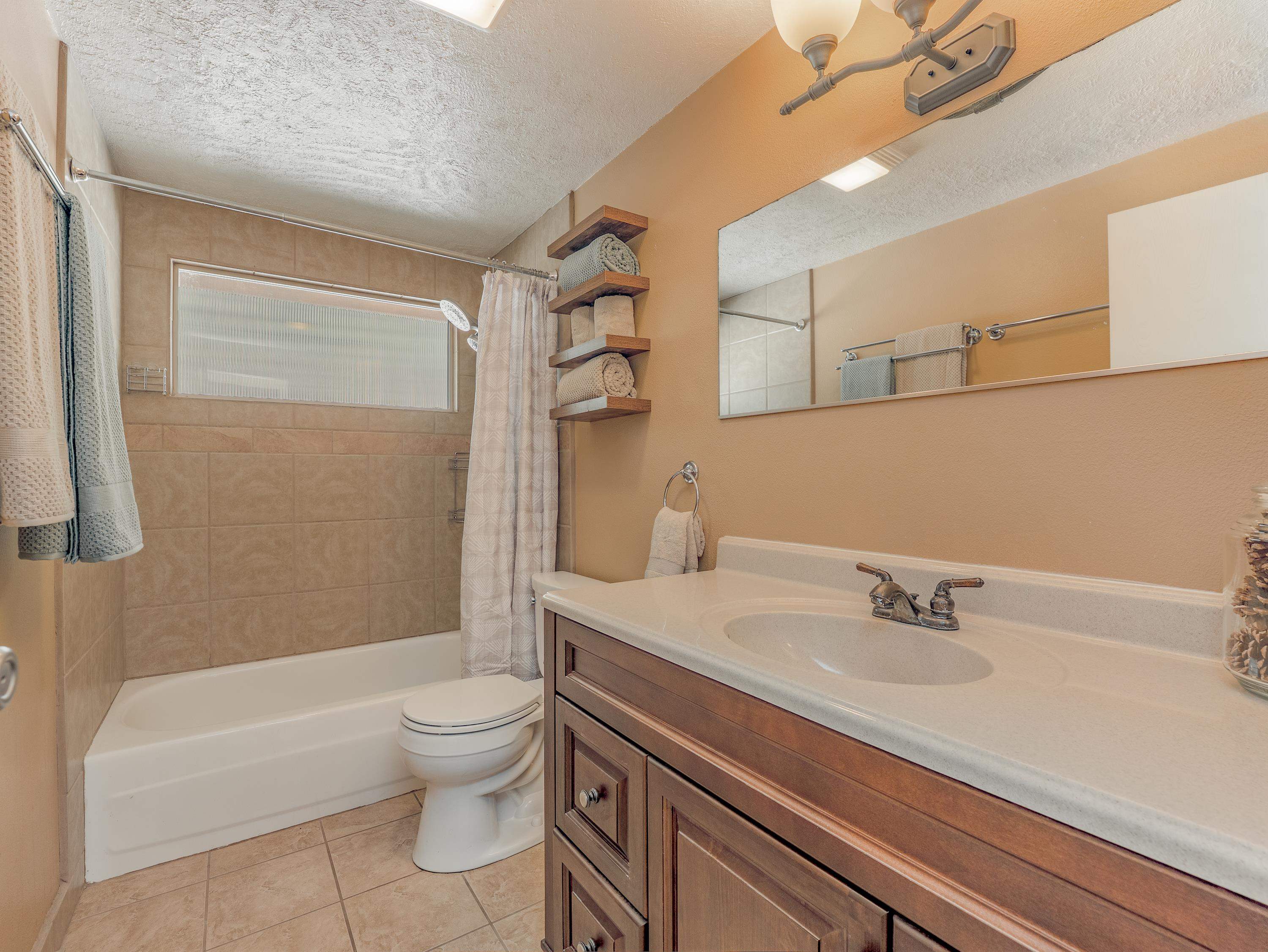 Angel Fire, New Mexico 87710, United States, 6 Bedrooms Bedrooms, ,4 BathroomsBathrooms,Residential,Active,181511