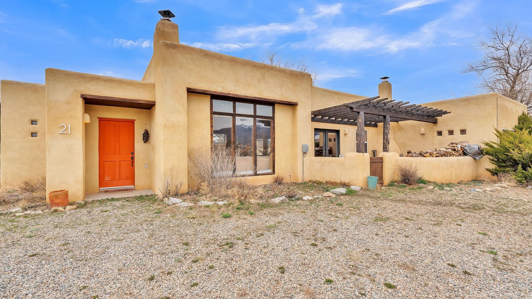 21 Buena Vista, El Prado, New Mexico image 2