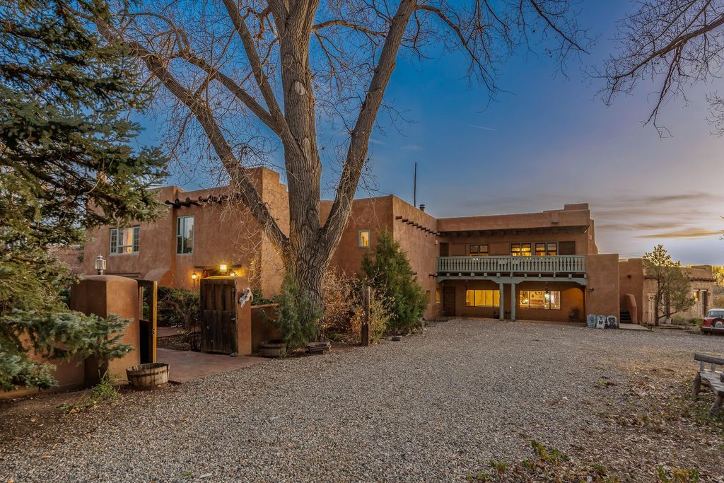 Photo of 2 State Road 230, El Prado, NM 87529 (MLS # 114281)