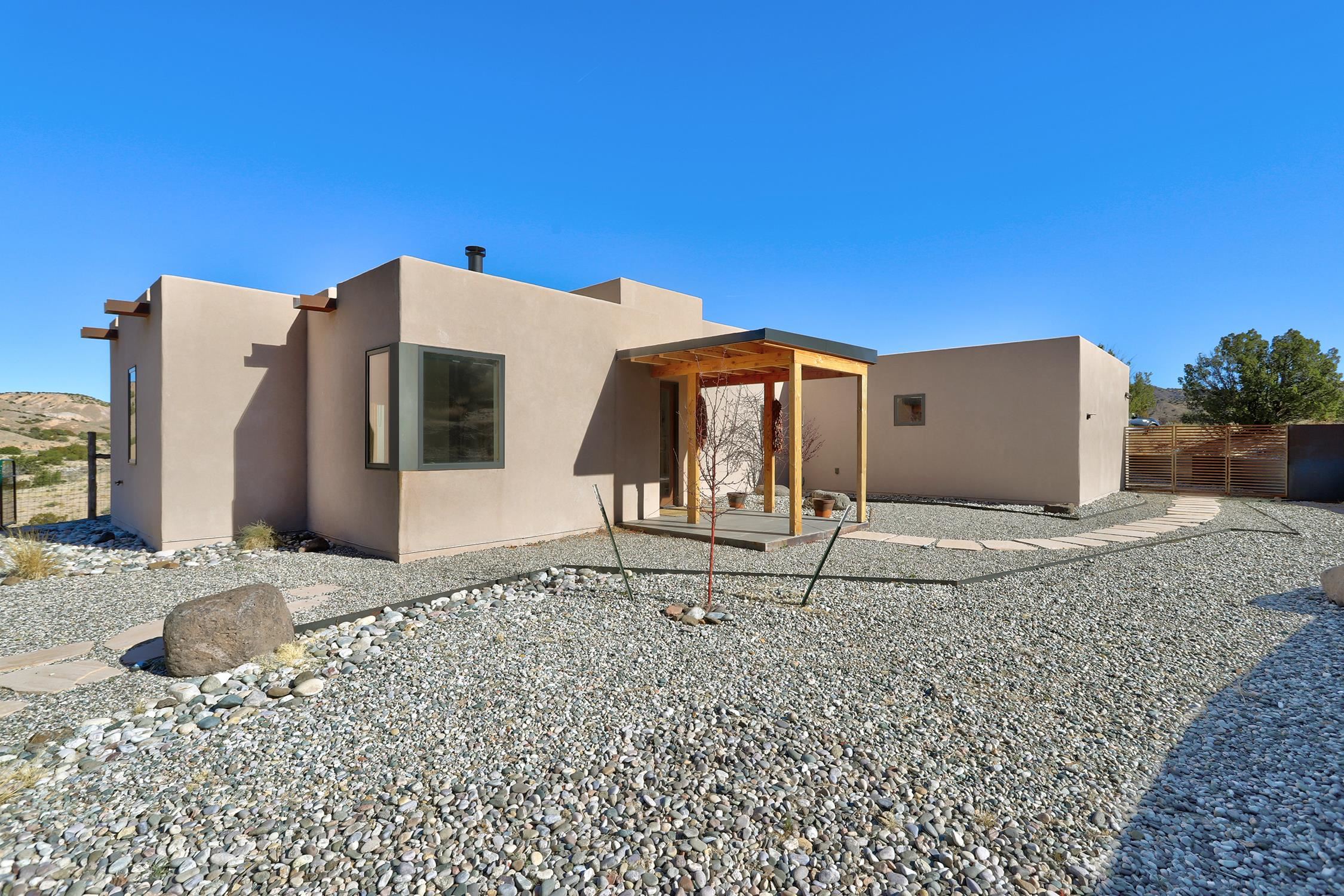 21 La Canada, Abiquiu, New Mexico image 22