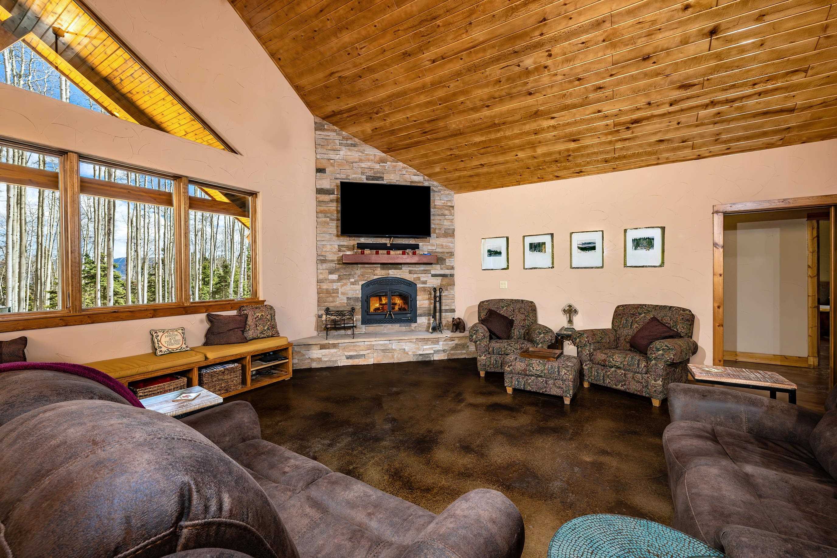 187 Brazos, Angel Fire, New Mexico image 2