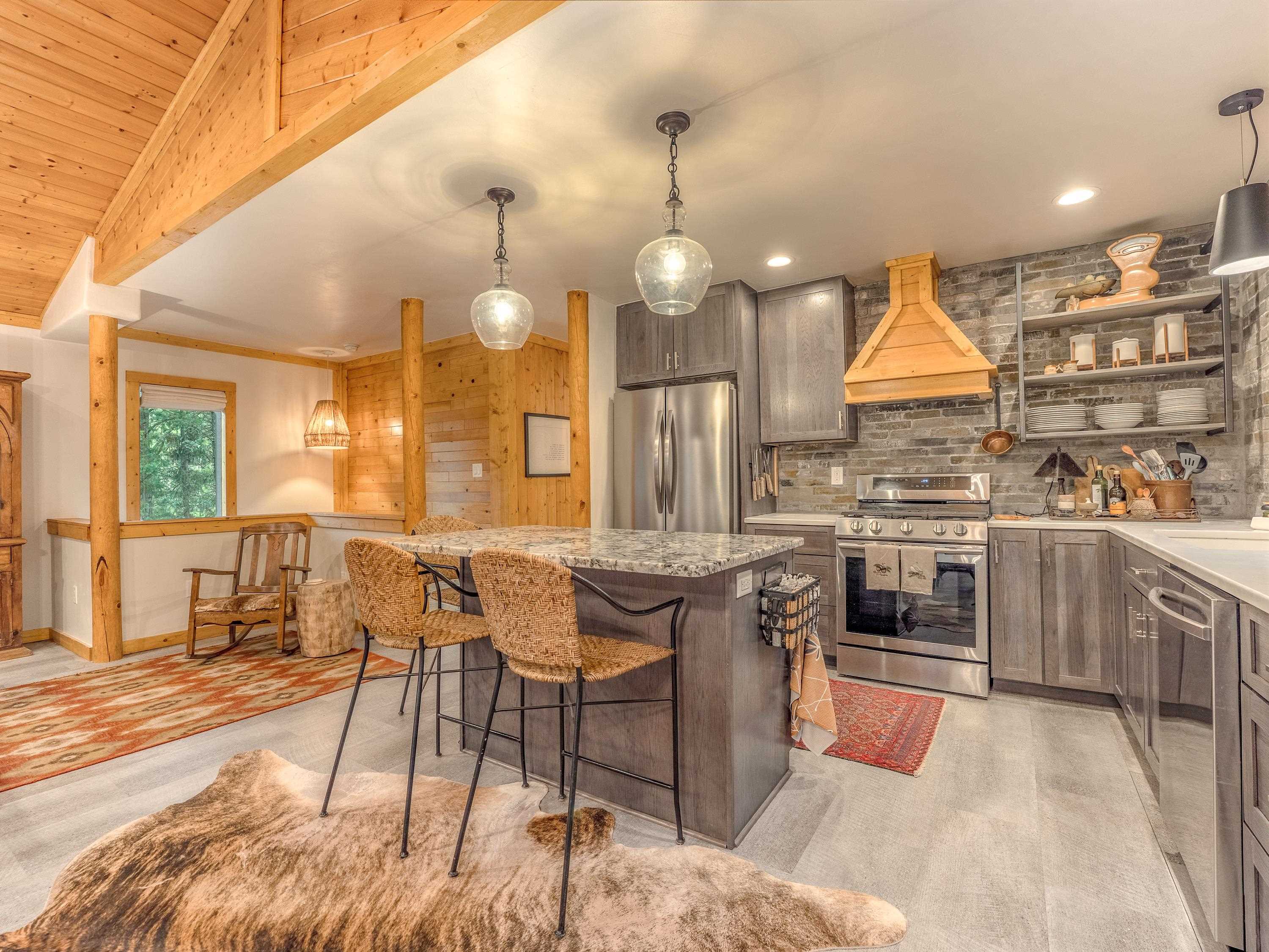 Angel Fire, New Mexico 87710, United States, 4 Bedrooms Bedrooms, ,2 BathroomsBathrooms,Residential,Active,165266