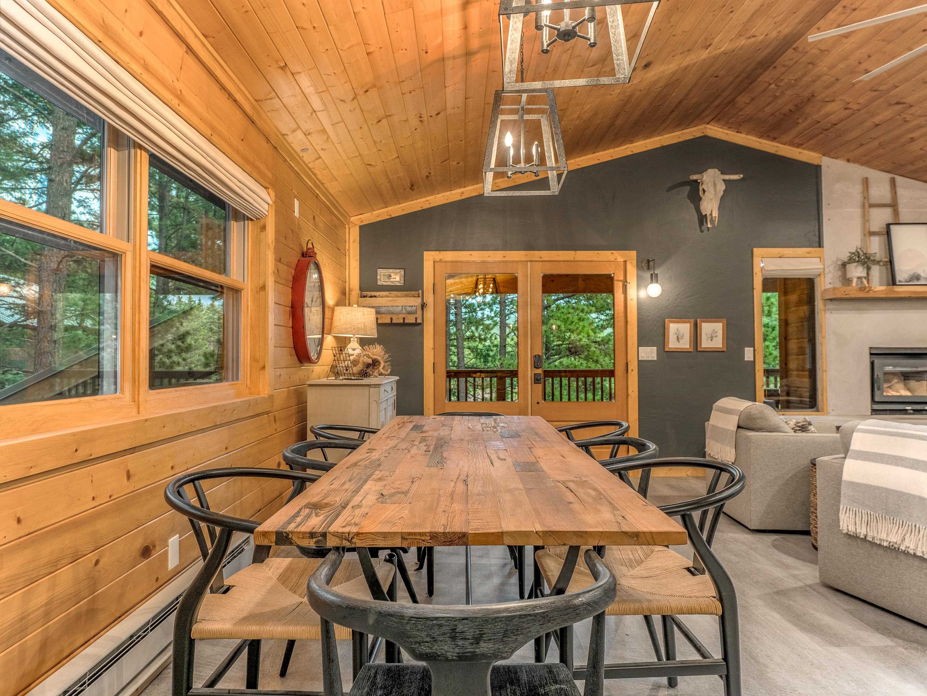 Angel Fire, New Mexico 87710, United States, 4 Bedrooms Bedrooms, ,2 BathroomsBathrooms,Residential,Active,165266